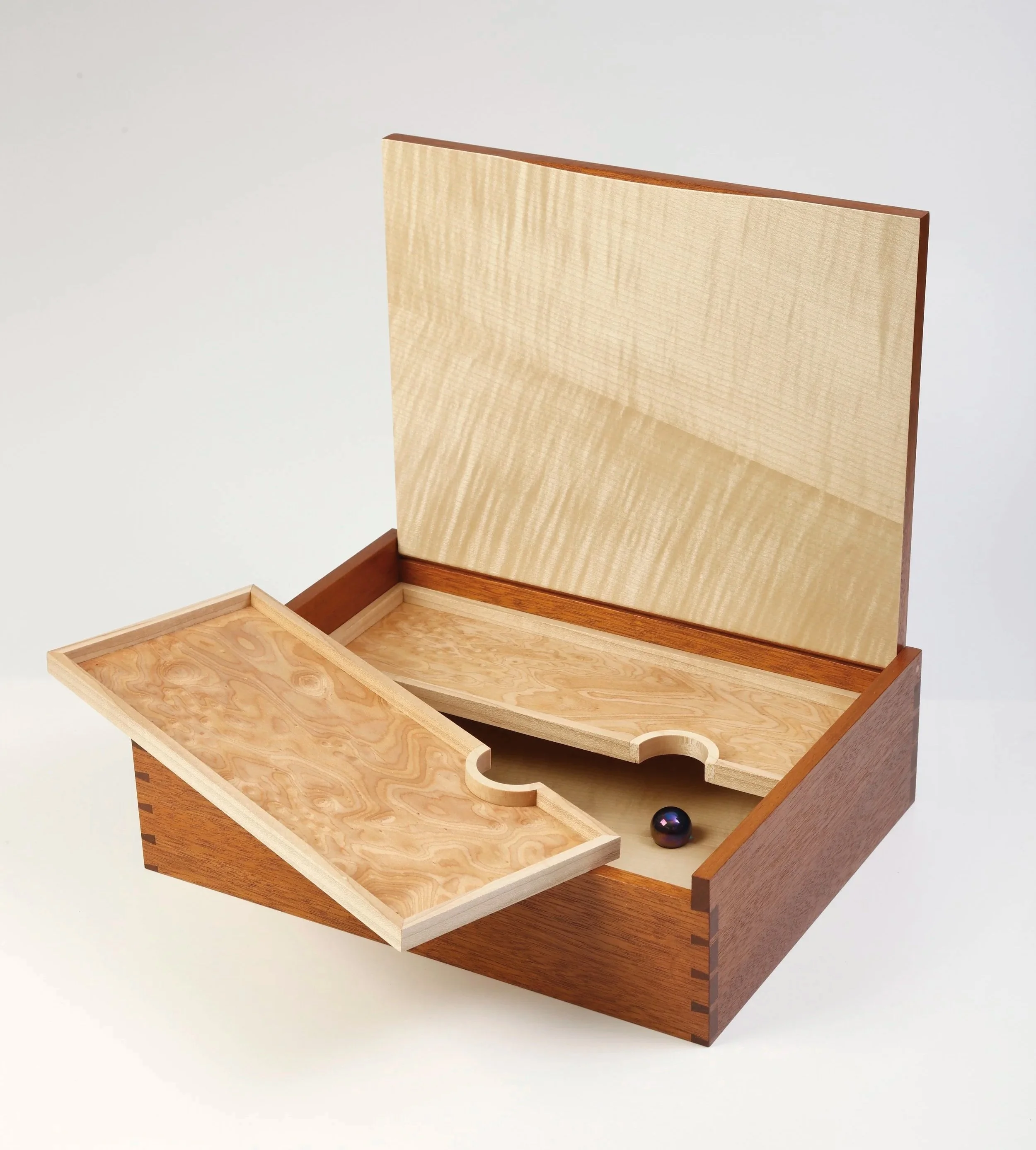 Will+box027.jpg