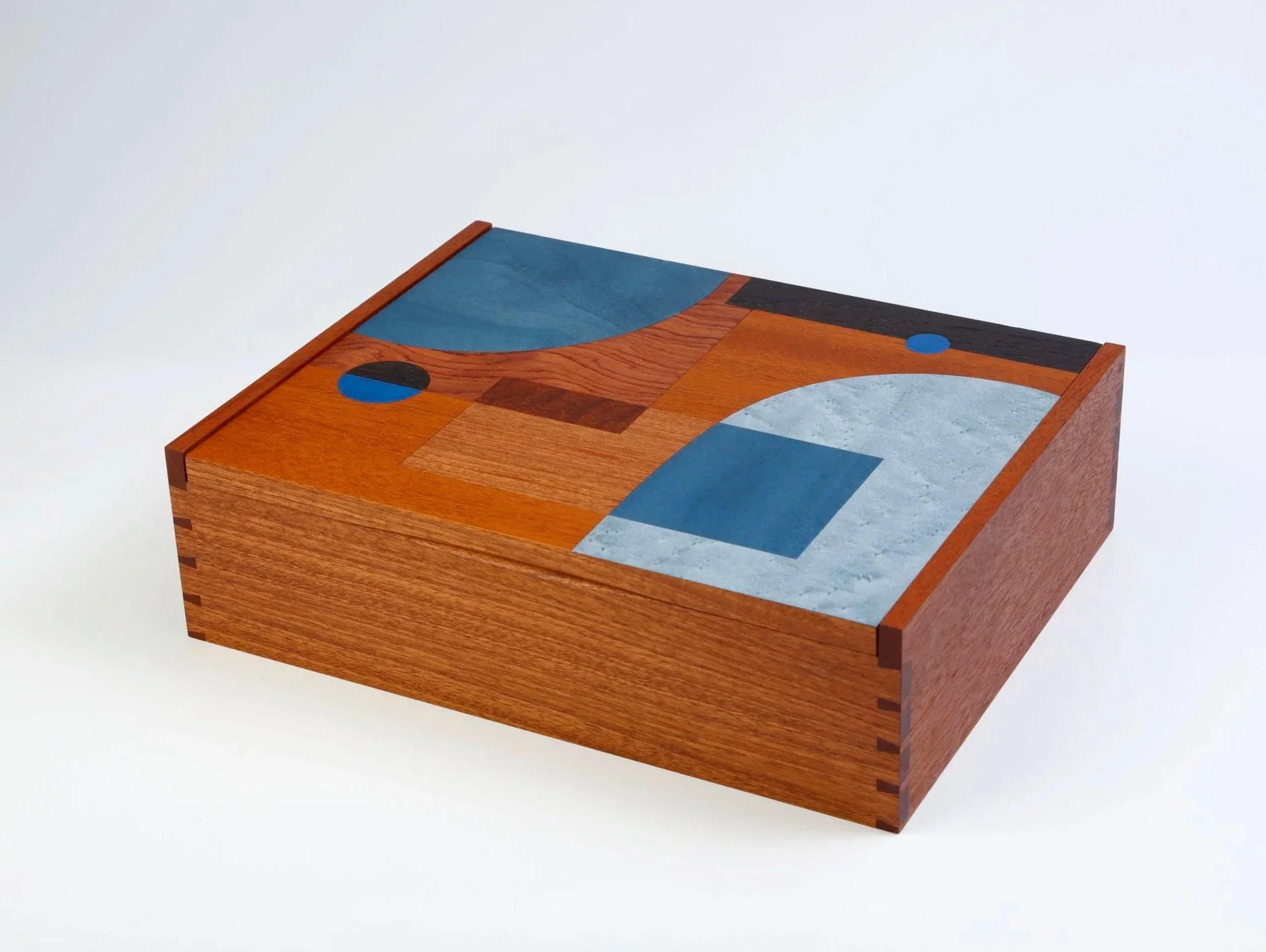 Gul+Box005.jpg