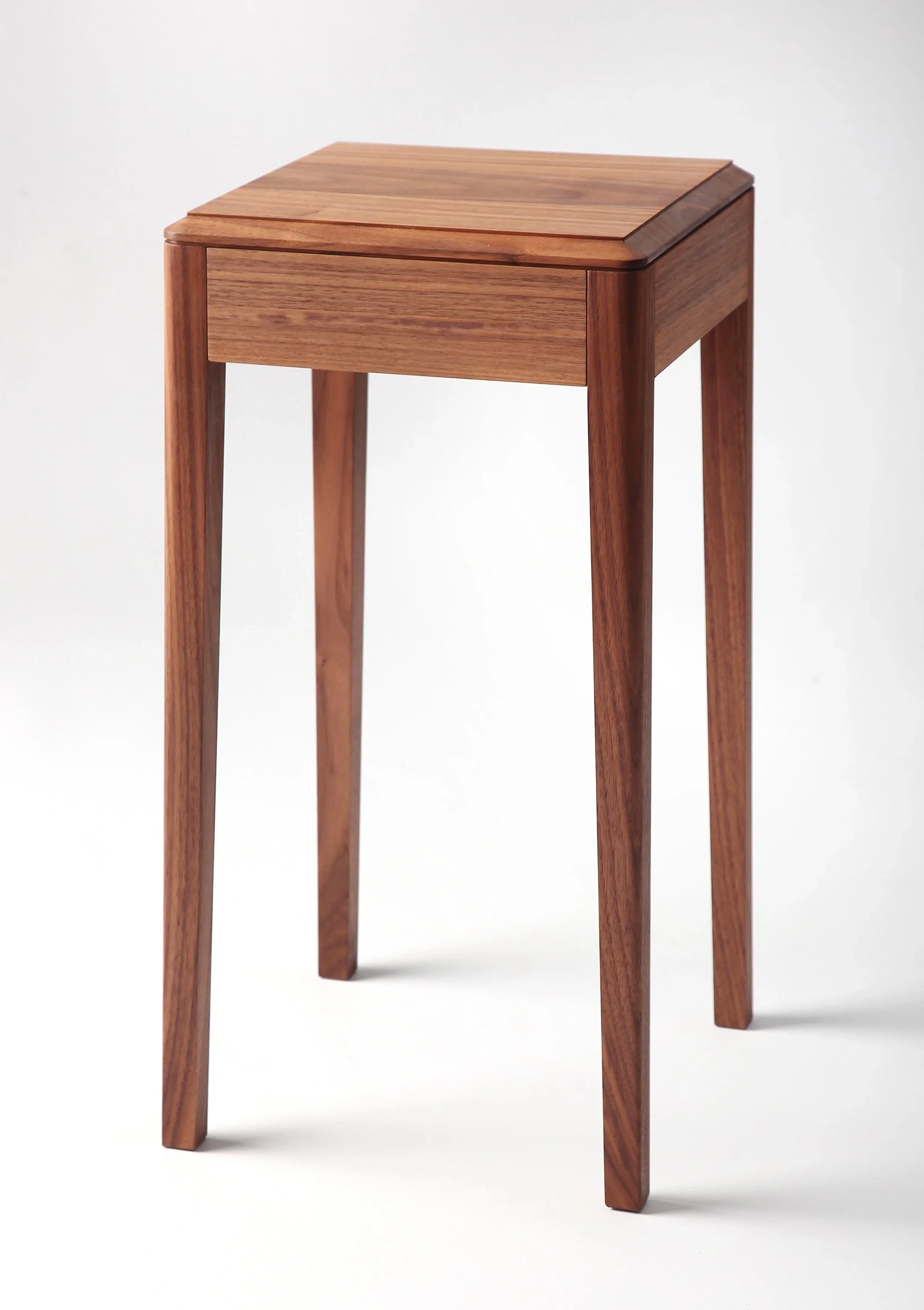 Barney+Table015.jpg