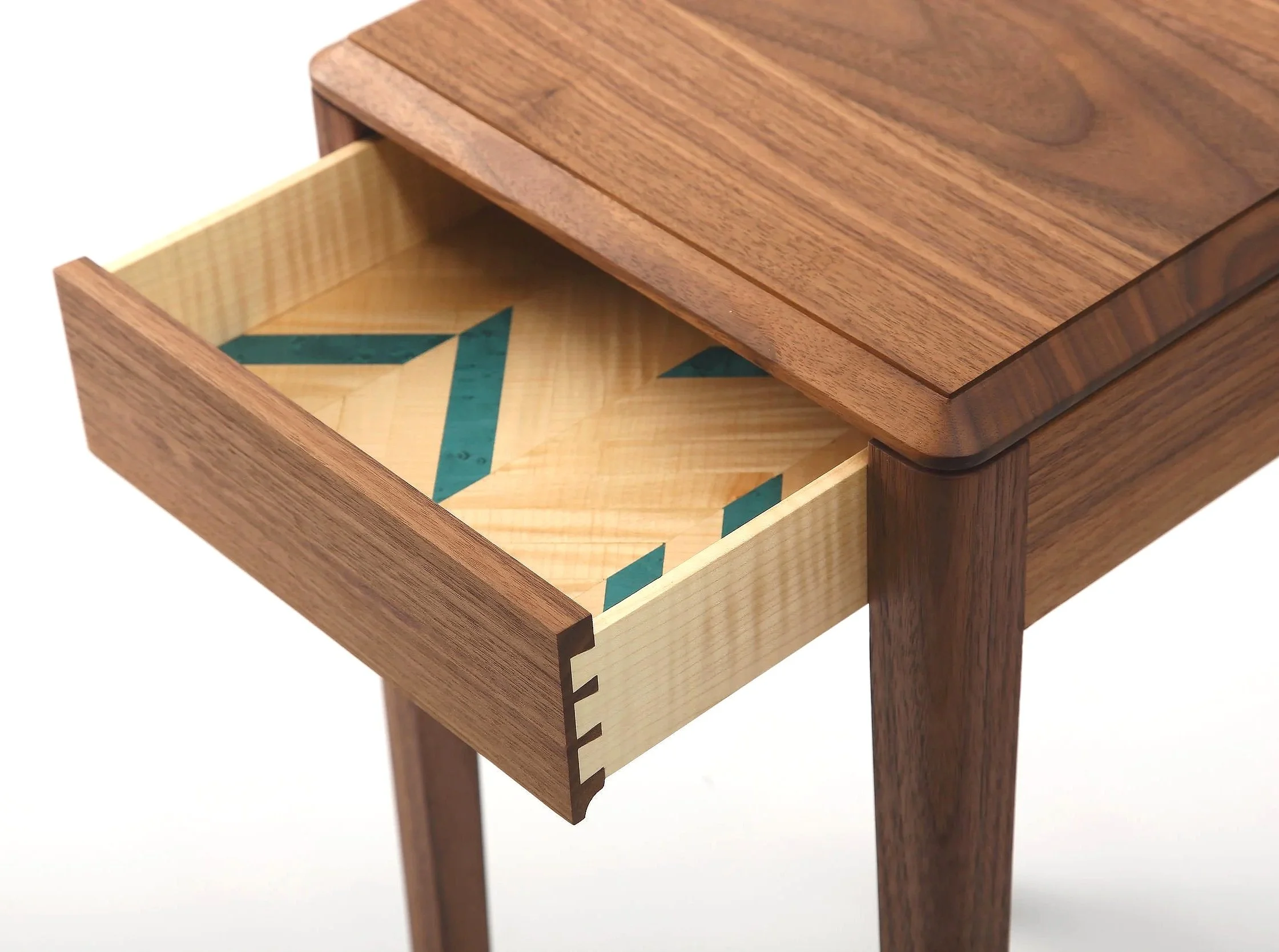Barney+Table022.jpg