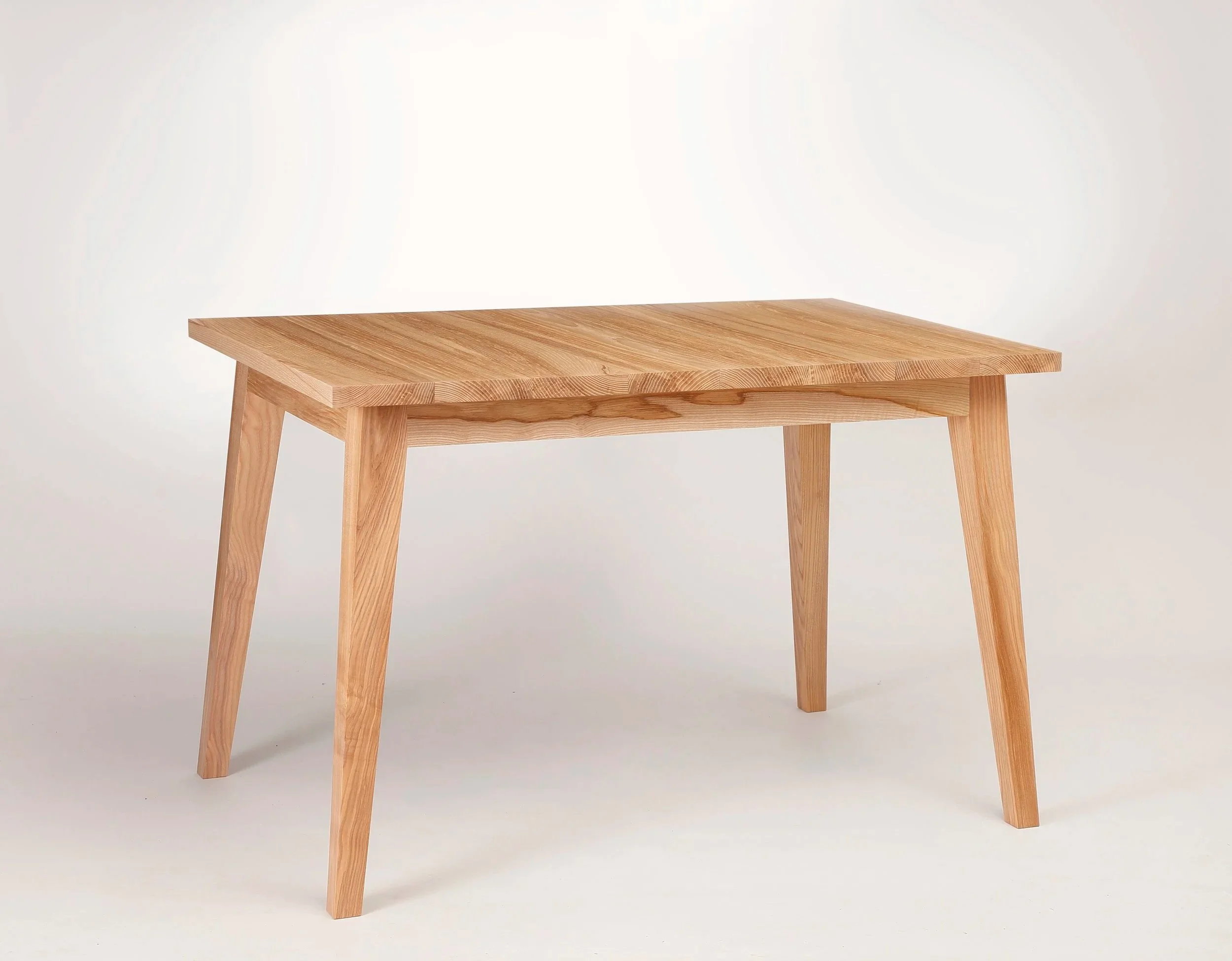 Laura+Table_011.jpg