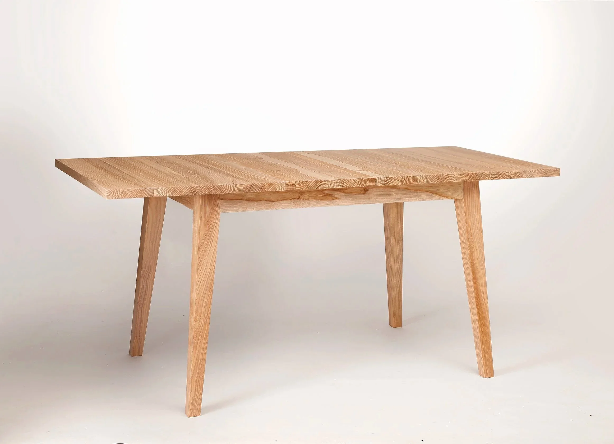 Laura+Table_008.jpg