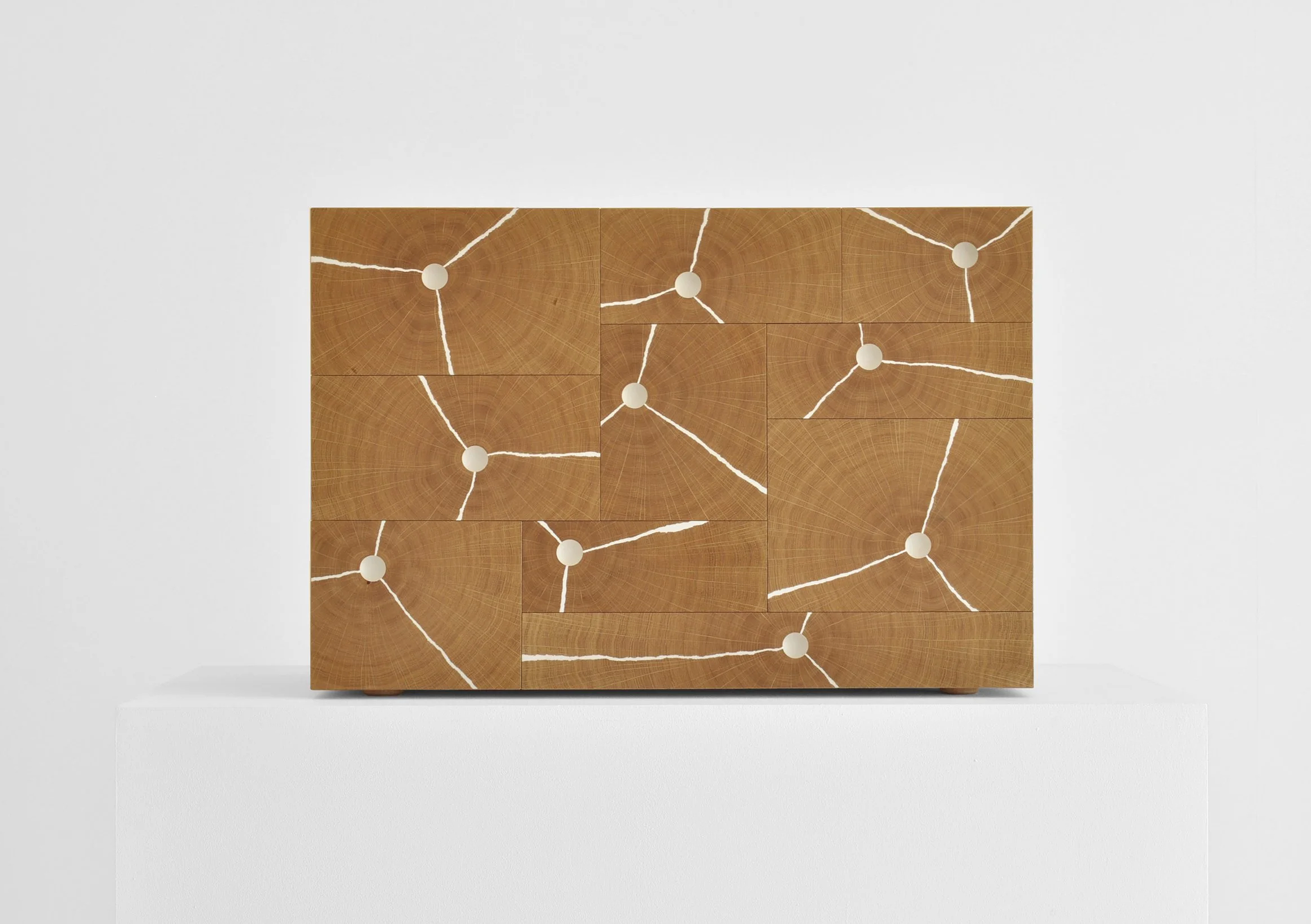 logstackcabinet1.png