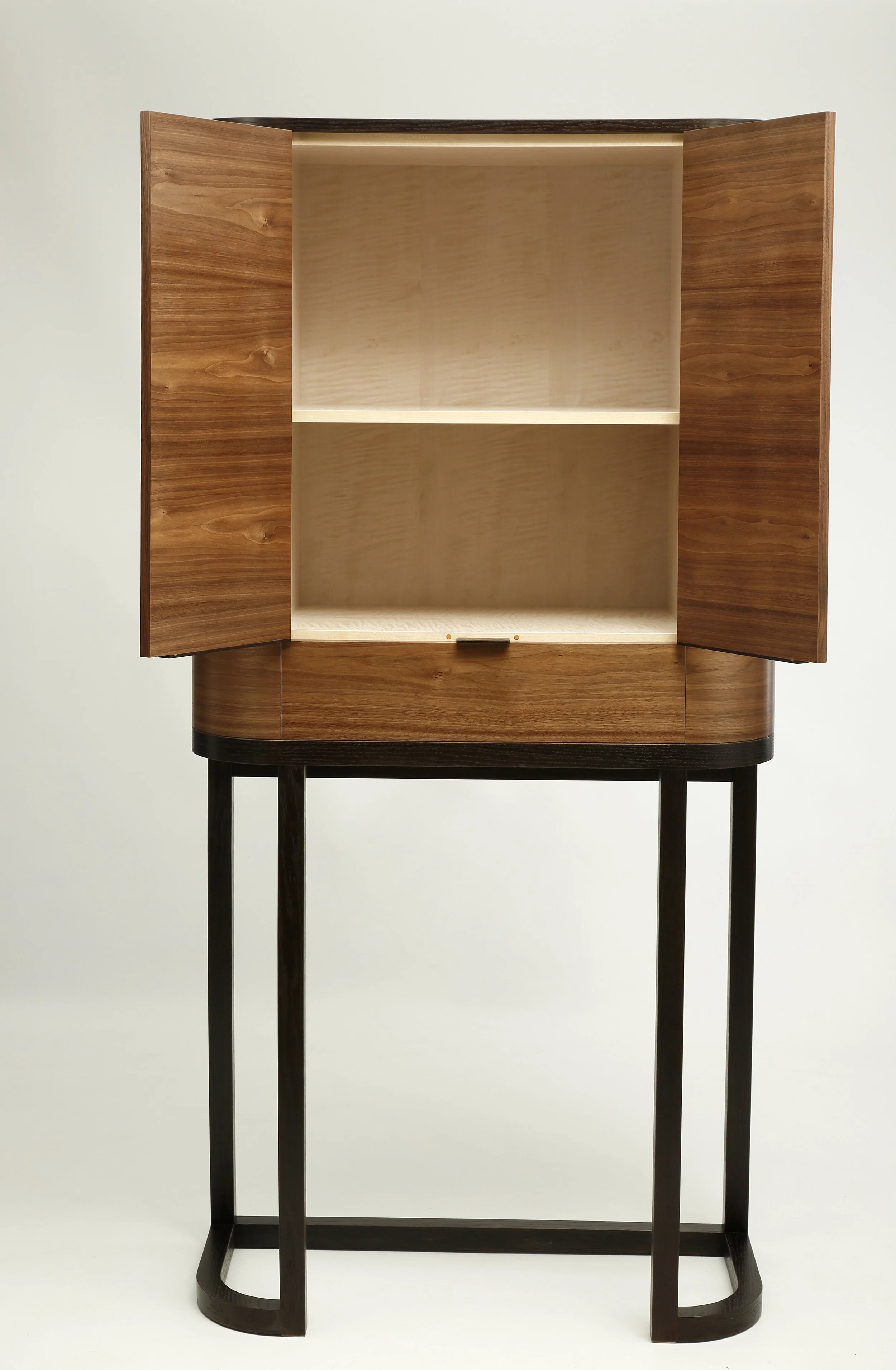 Matt Cabinet_009.jpg