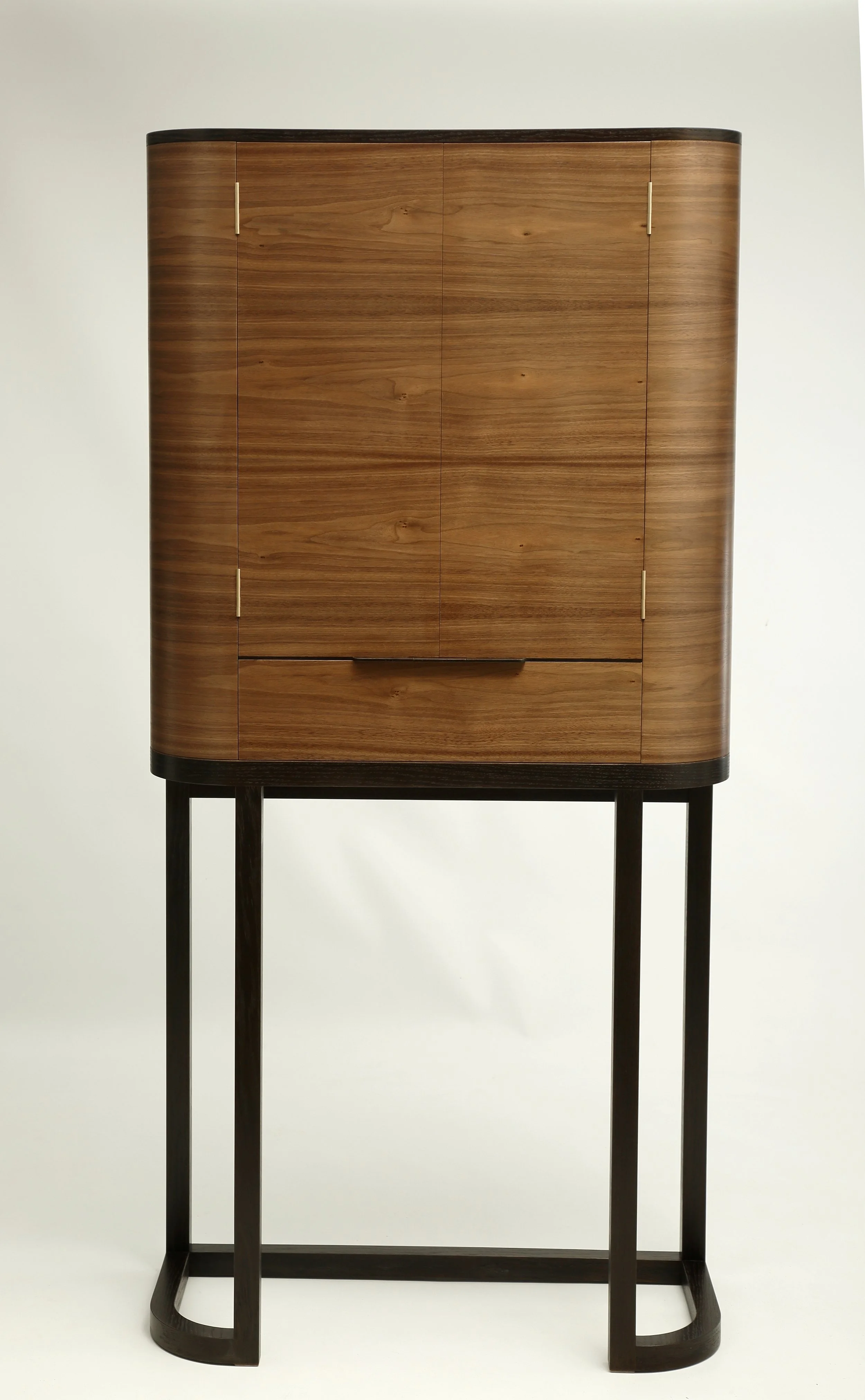 Matt Cabinet_007.jpg