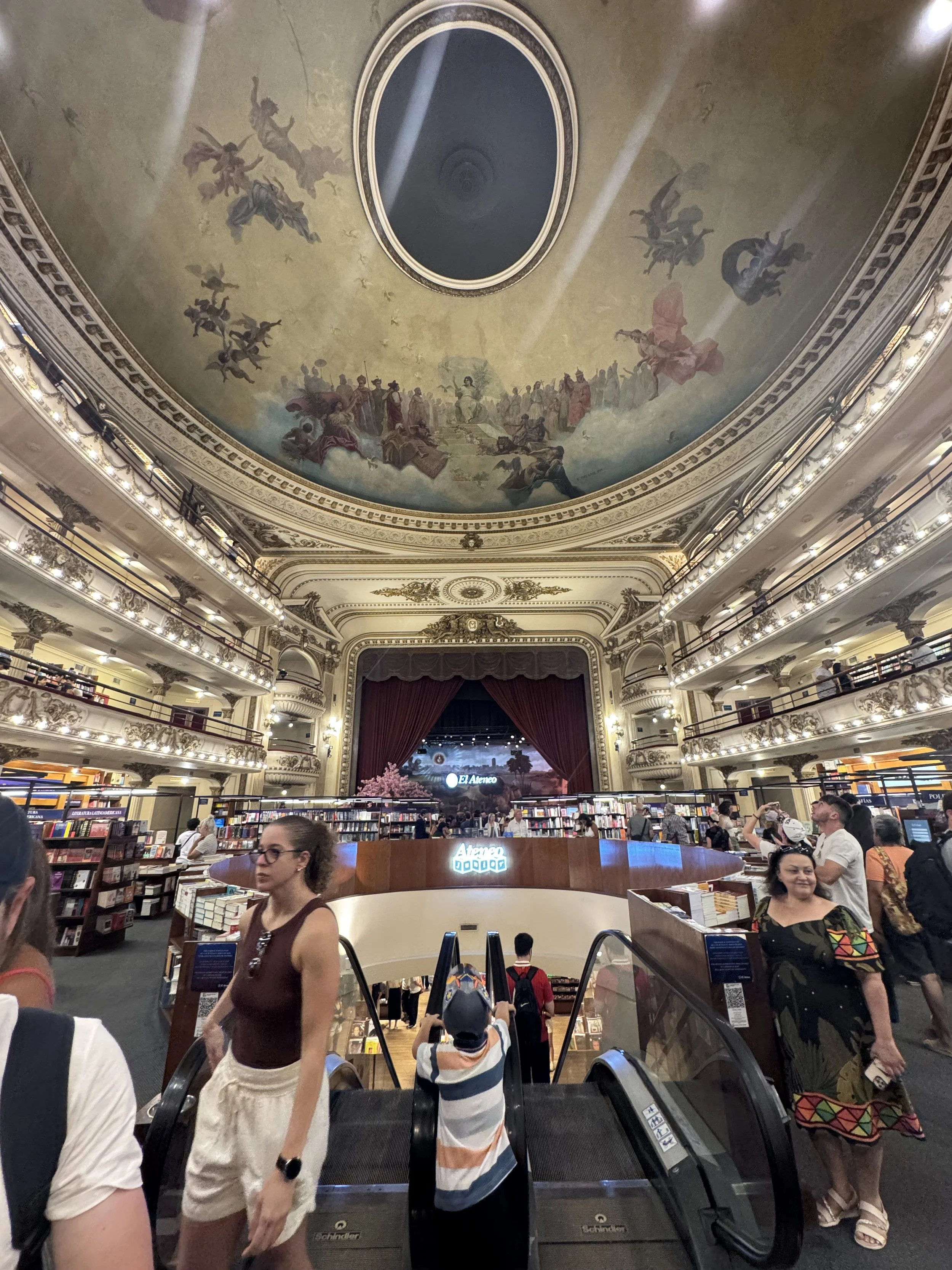 A visit to the most beautiful bookstore in Argentina