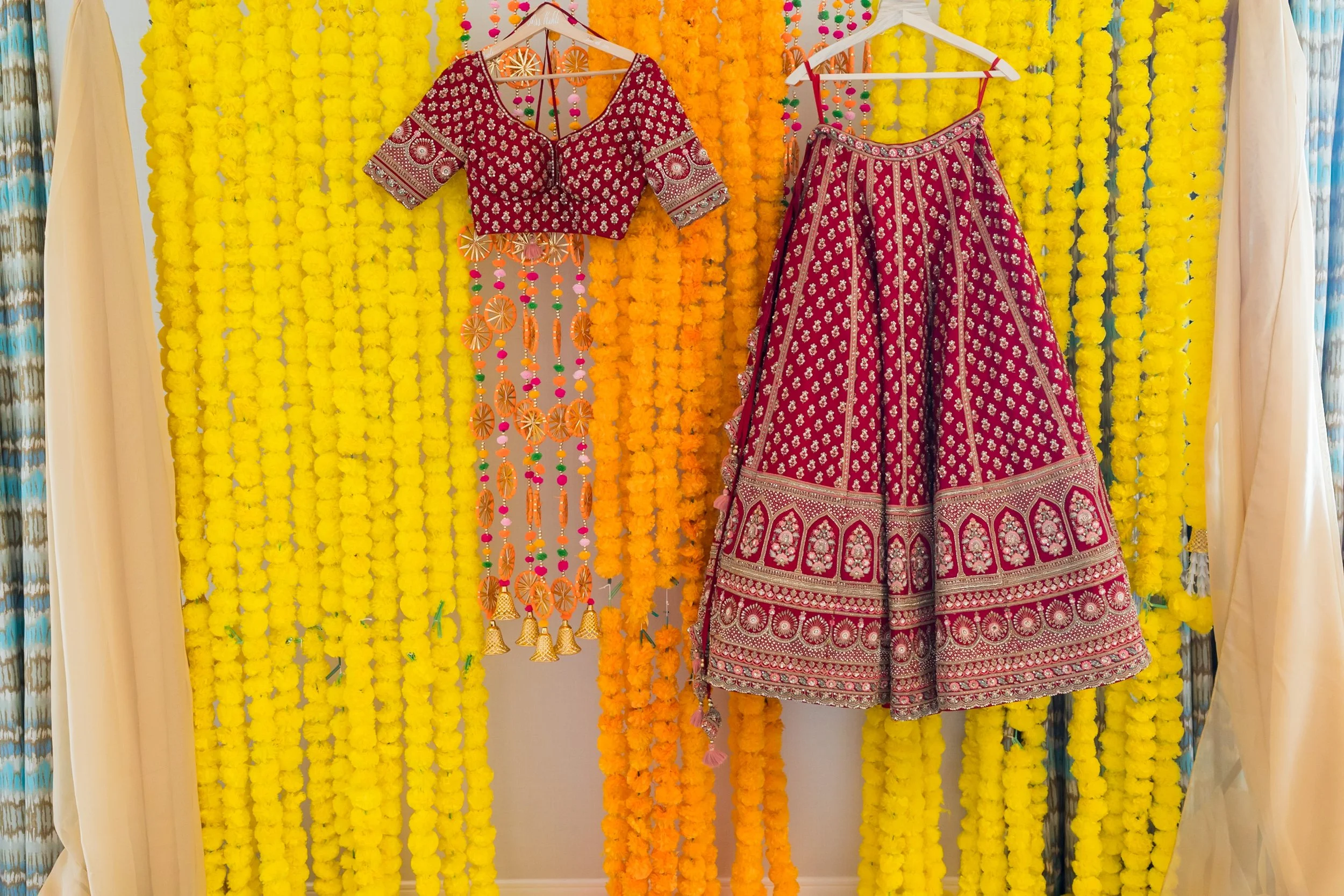 05-kirsten_sid-Coastal_indian-fusion-wedding-carlsbard.jpg