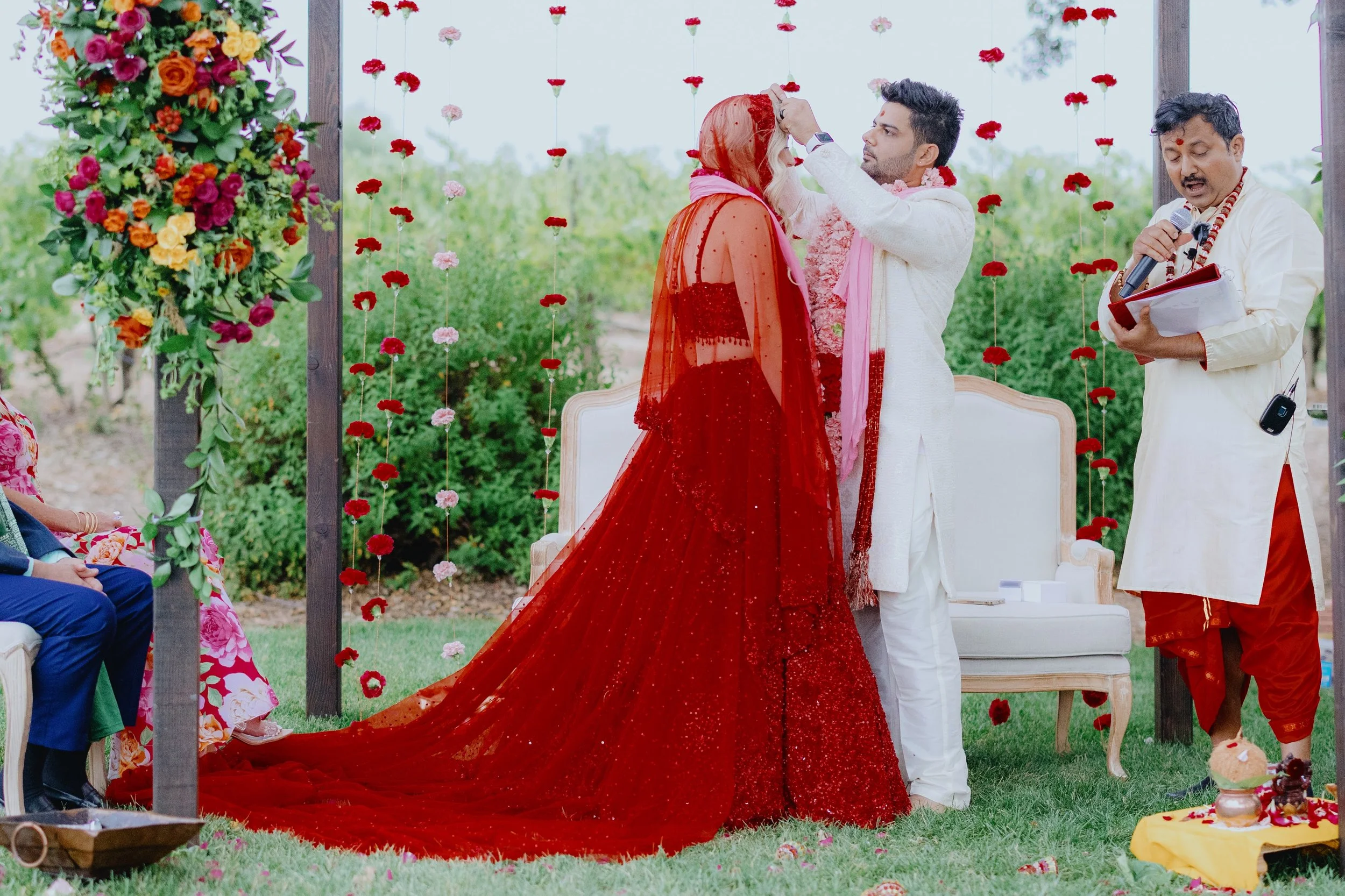 07-jordan-aakash-coquelicot-wines-fusion-wedding.jpg
