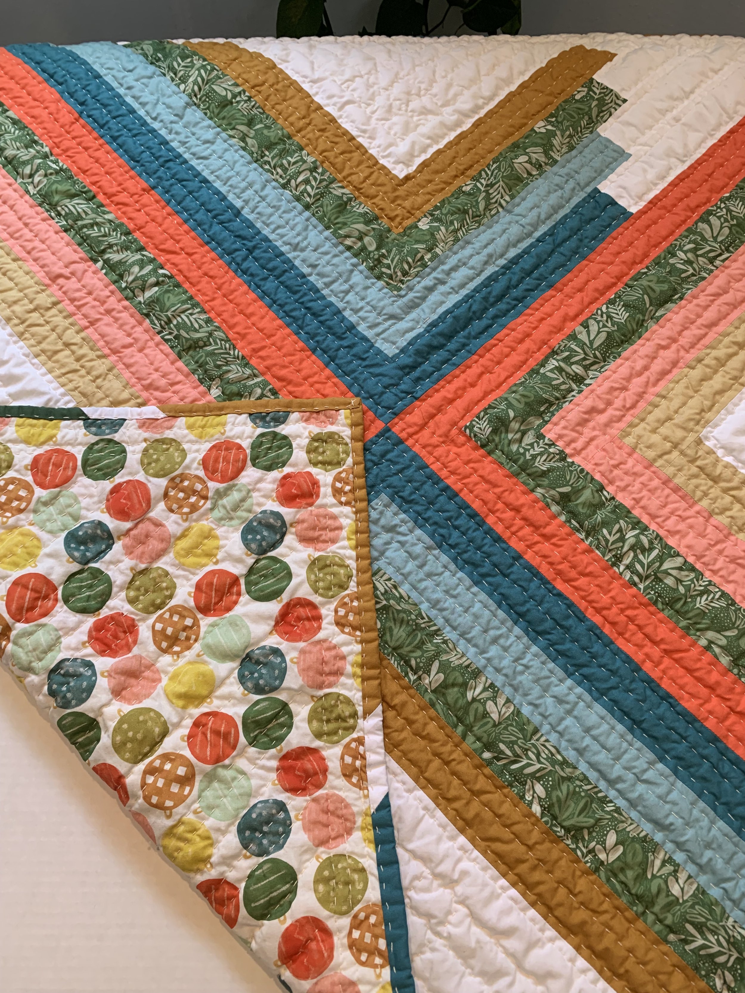 Festive Ornaments Quilt