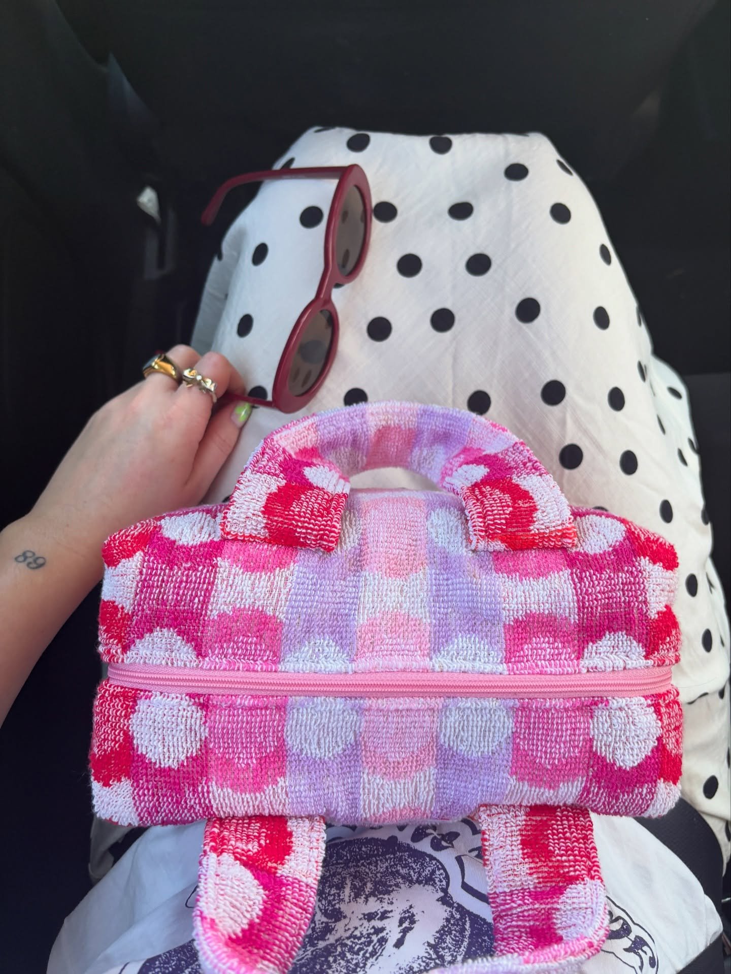 Guyssss I made the most perfect bags for summer!!

They&rsquo;re all made from vintage repurposed towels from the 60s-90s 😎 it&rsquo;s a brand new design of bag for Emily Davies Shop, hopefully a shape that stays in the core collection. There hasn&r