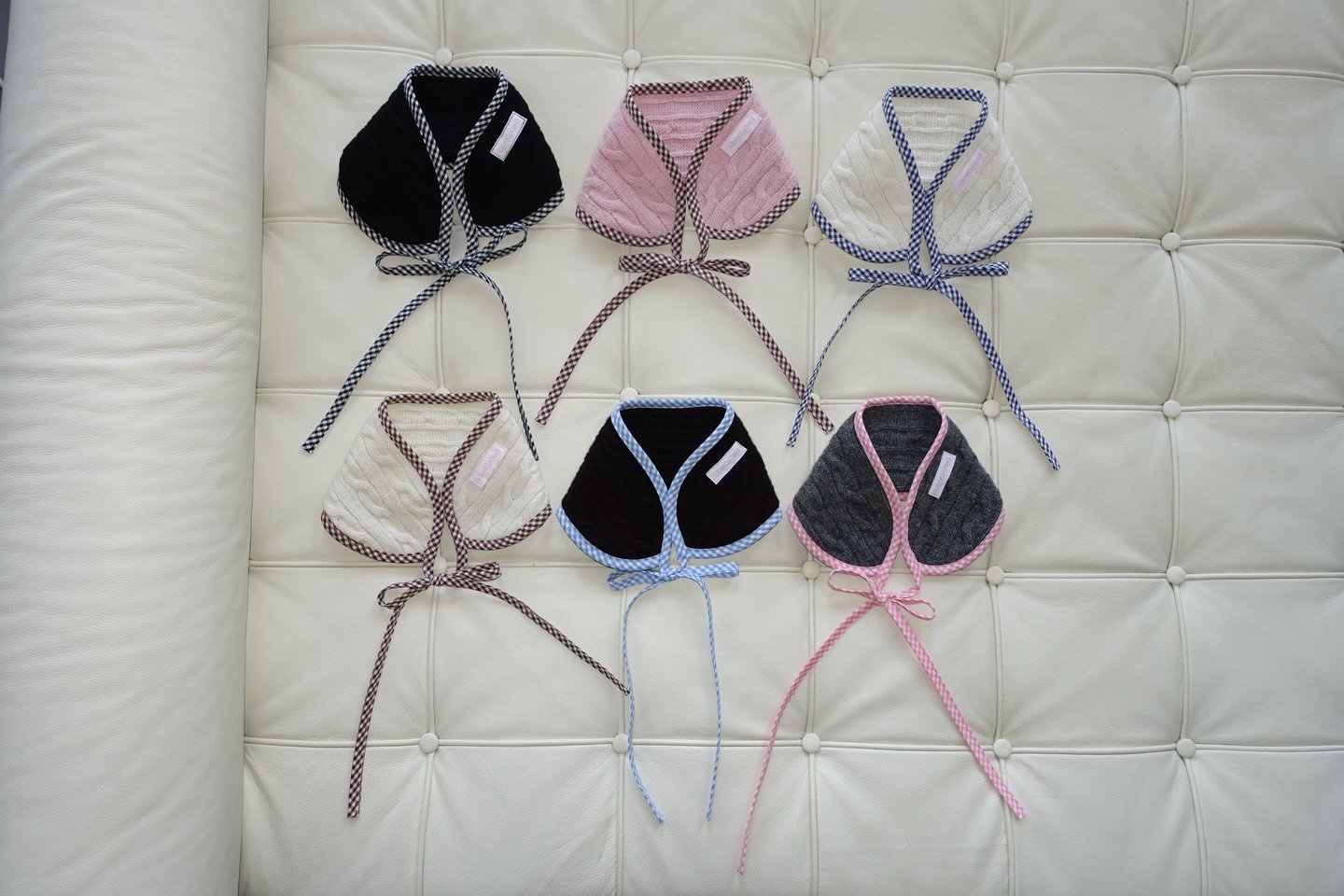 🎀 Alexa drop is now live on emdaviesshop.com 🎀

Alexa headbands are a brand new product at Emily Davies Shop ⭐️ made using the off cuts left from the Alexa Scarves. Both made using 100% Wool cable knit. Shop the headbands in 6 colour ways! 

&bull;