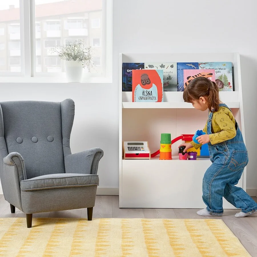 bergig-book-display-with-storage-white__0844239_pe783372_s5.jpg