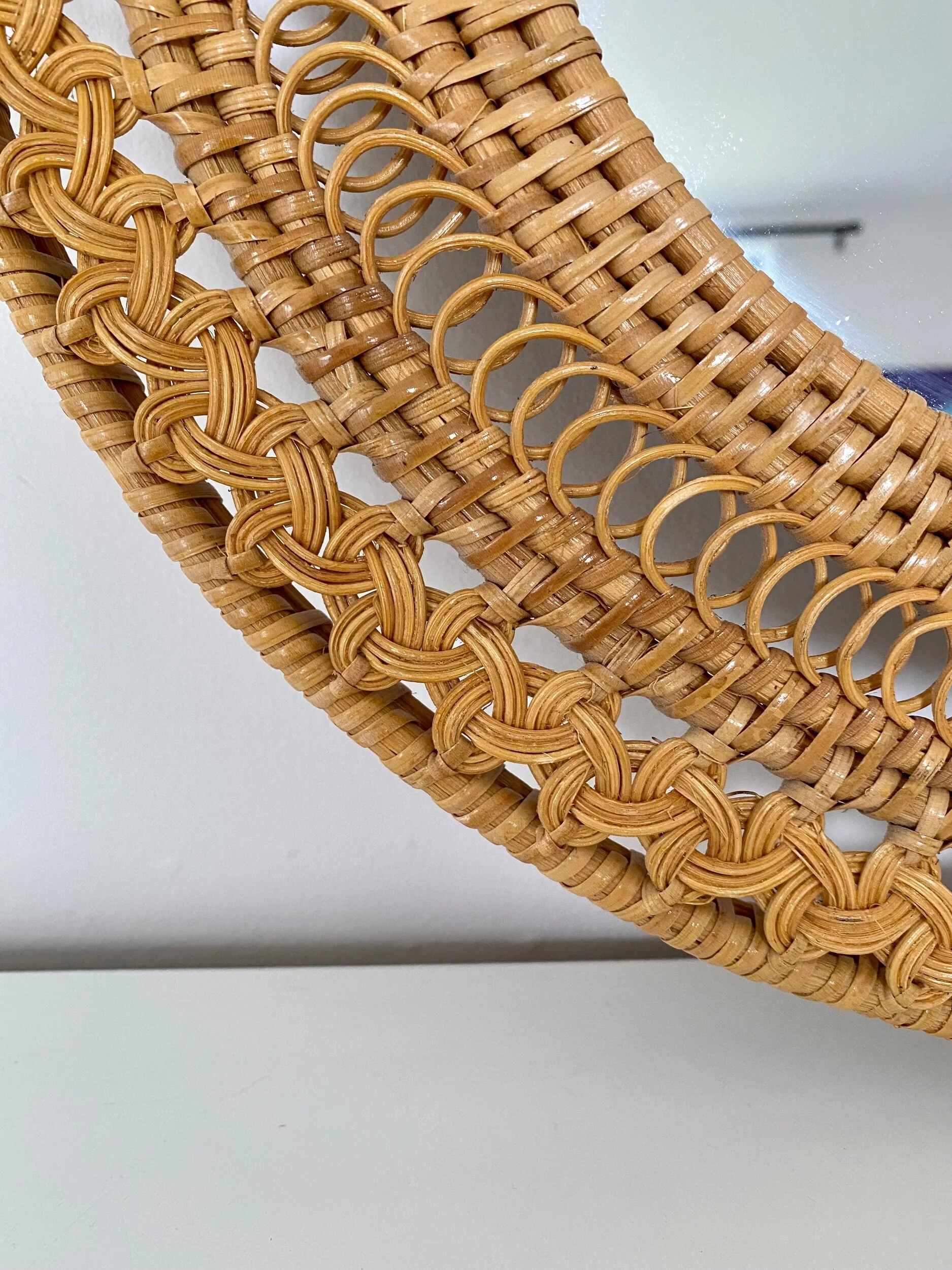 5C5787B5-8E9F-4E05-ACDC-BD6B85F0EA67