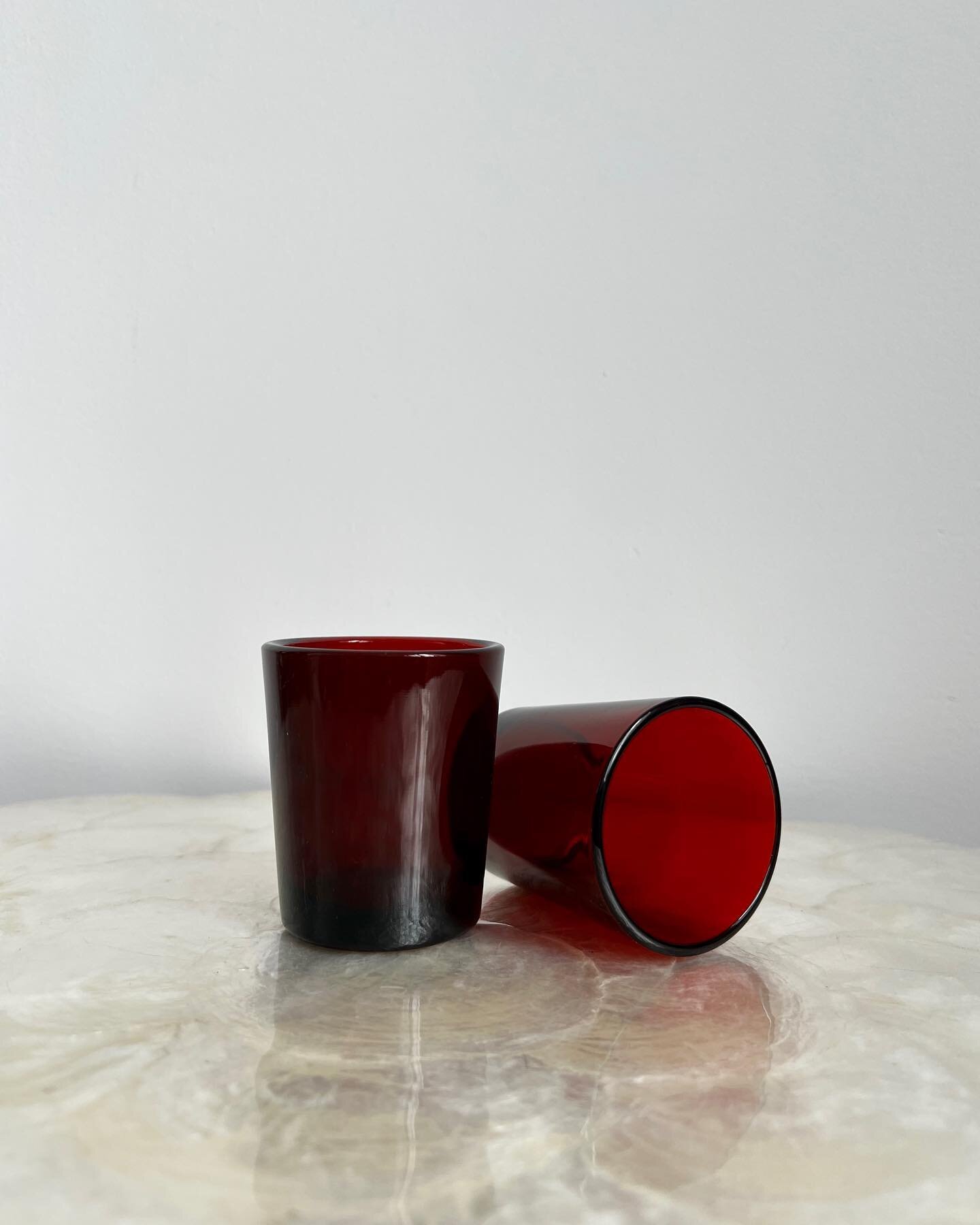 A pair of ruby red juice glasses from the 1980s. These small cups deliver a perfect double-shot

D 2.25&rdquo; / H 2.5&rdquo;
3 oz

&bull; Ruby Red Juice Glasses Set &bull; $22

For more details and care instructions, shop on our website (www.piquant