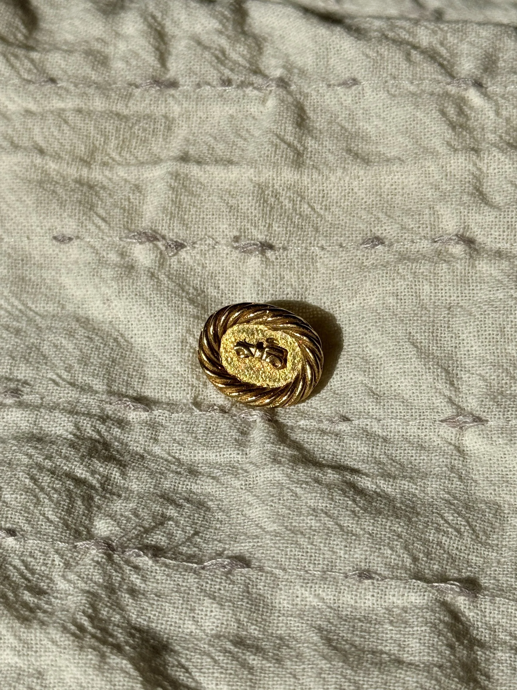 Vintage Car Brooch Pin