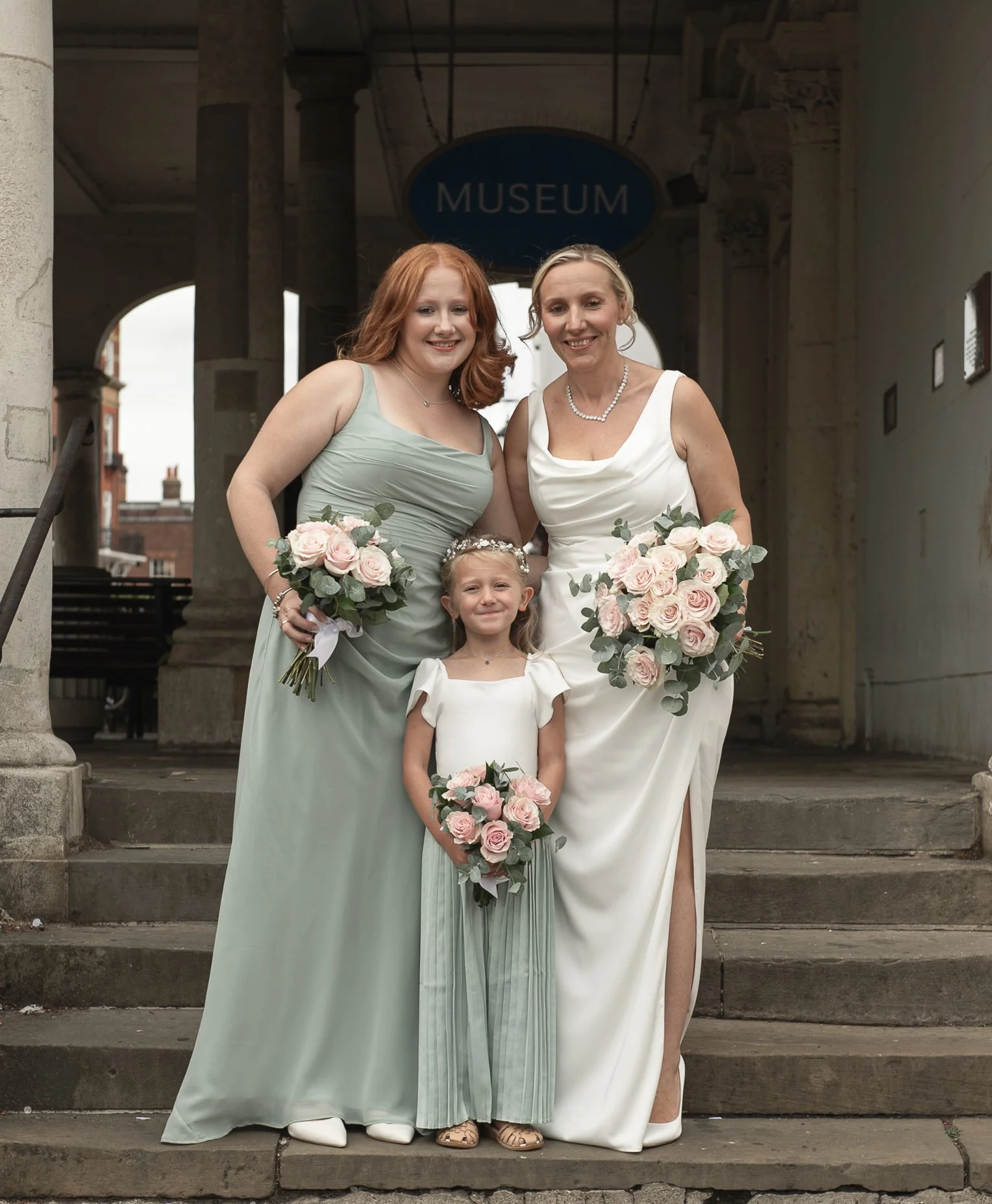 Samantha_Windsor_wedding-30.jpg
