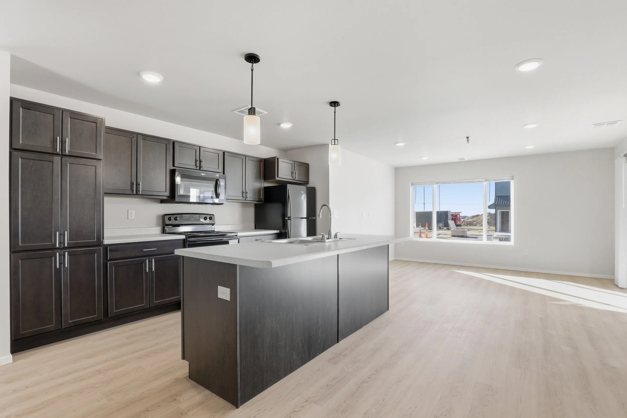 3Bed2Bath02.jpg