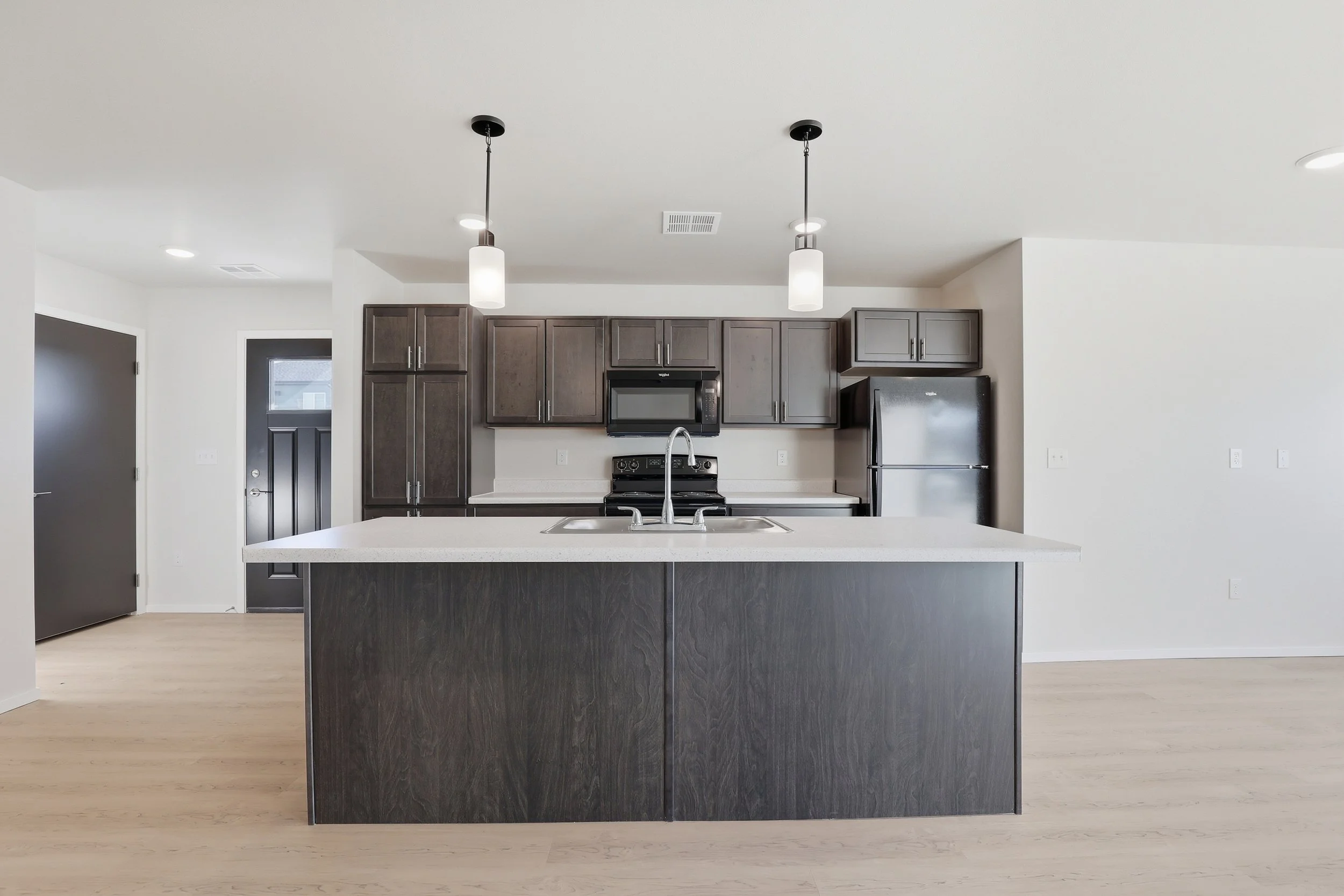 3Bed2Bath03.jpg