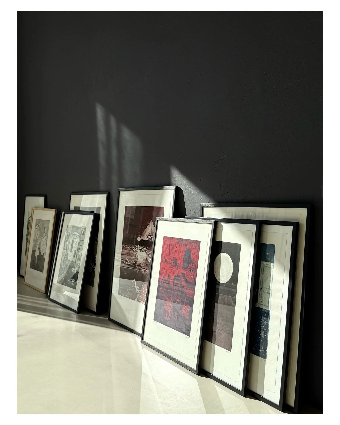 &mdash; Et smukt udvalg af Katja Tang-Petersens kobbertryk fra serien &ldquo;Mennesket og &hellip;&rdquo; er nu udl&aring;nt til @rodekorsdk. Flere af hendes smukke v&aelig;rker kan dog stadig opleves i galleriet.

www.nordvaerk.com

#originaler #num