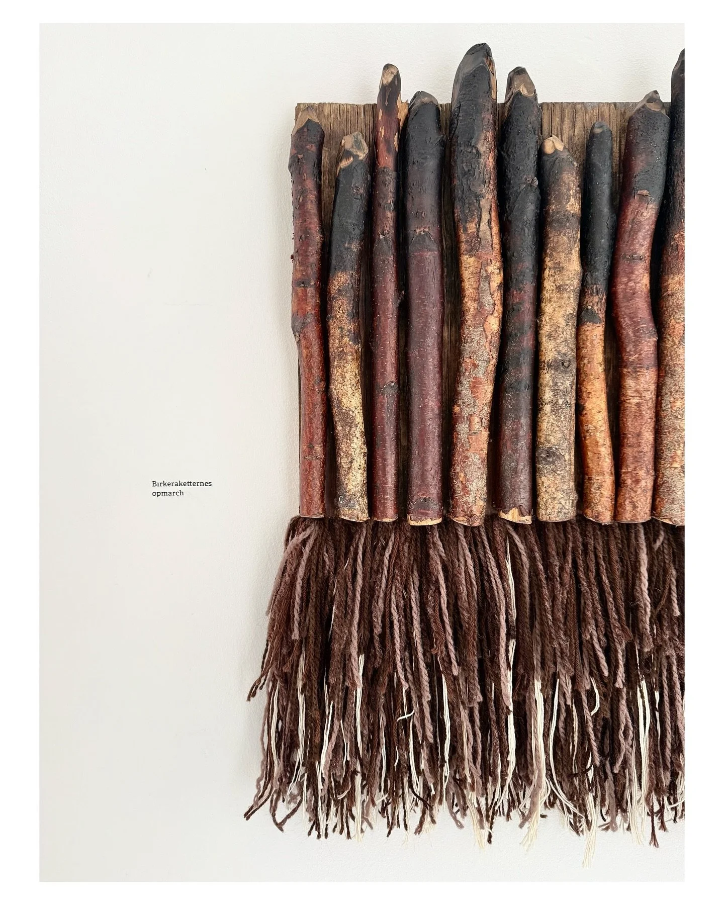 &mdash;&mdash; Kik forbi og oplev udstillingen Natura obscura af Frans Peter Valbj&oslash;rn Knudsen.

Udstillingen er en hyldest til materialitet og fornemt h&aring;ndv&aelig;rk i mixed media &ndash; hvor bl&oslash;de og h&aring;rde materialer m&osl