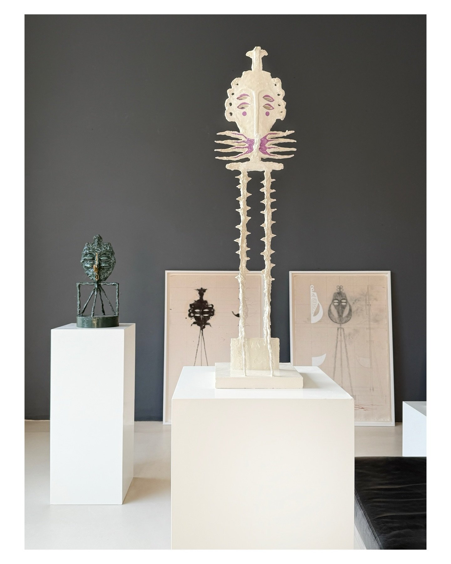 Vi er i fuld gang med forberedelserne til &aring;rets f&oslash;rste soloudstilling og gl&aelig;der os enormt til at vise den frem.

Fernisering fredag den 23. januar fra 16-19.

Resonans
&ndash; en hyldest til tavs kommunikation

I en tid f&oslash;r 