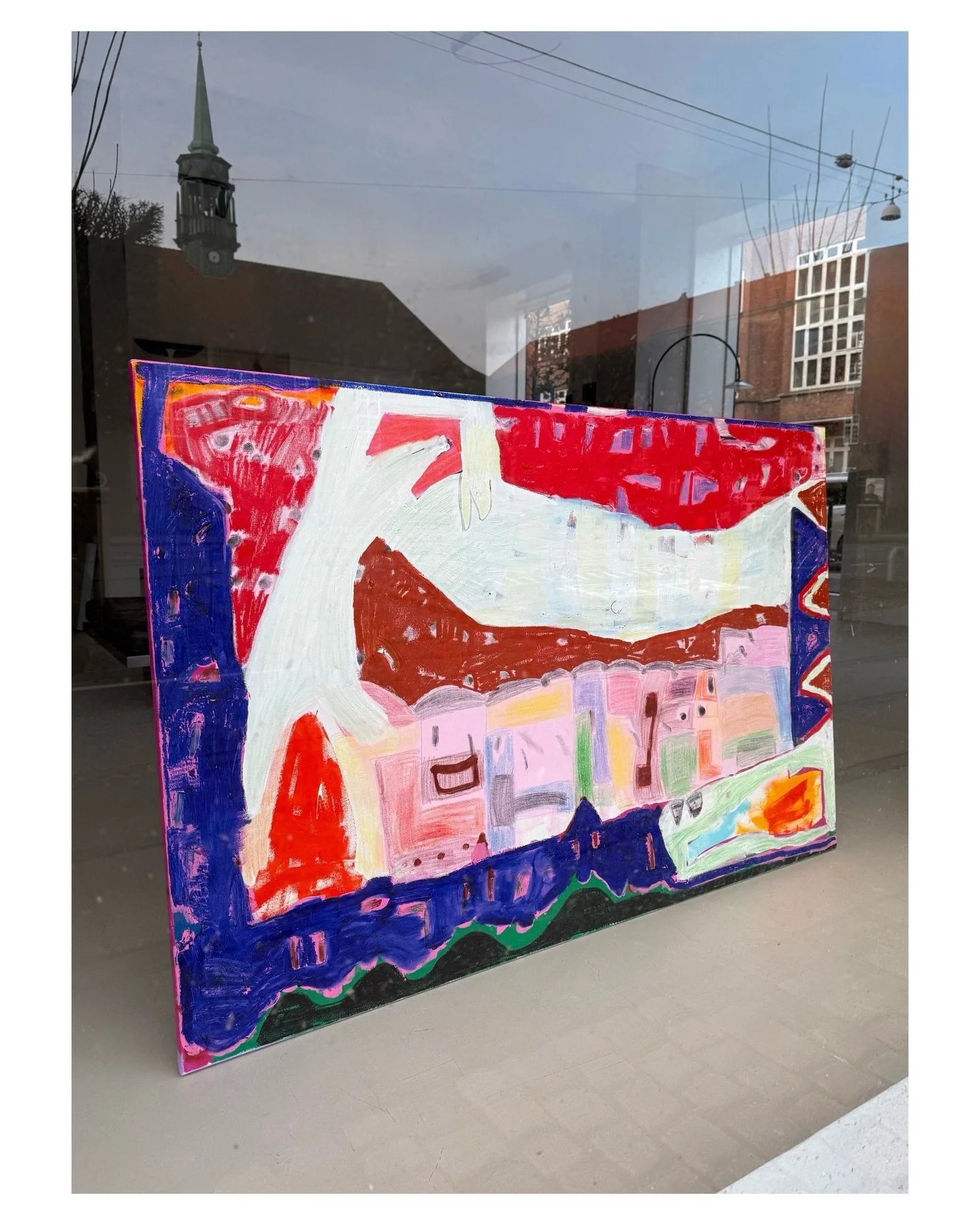 &mdash;&mdash;&mdash; En vidunderlig uge rundes af med alt for meget l&aelig;kker ny kunst i galleriet 😜 Nu venter en uge med oph&aelig;ng, foredrag og nyhedsbrev, hvor jeg deler nyt om b&aring;de galleriets nye og velkendte kunstnere. Du kan skrive