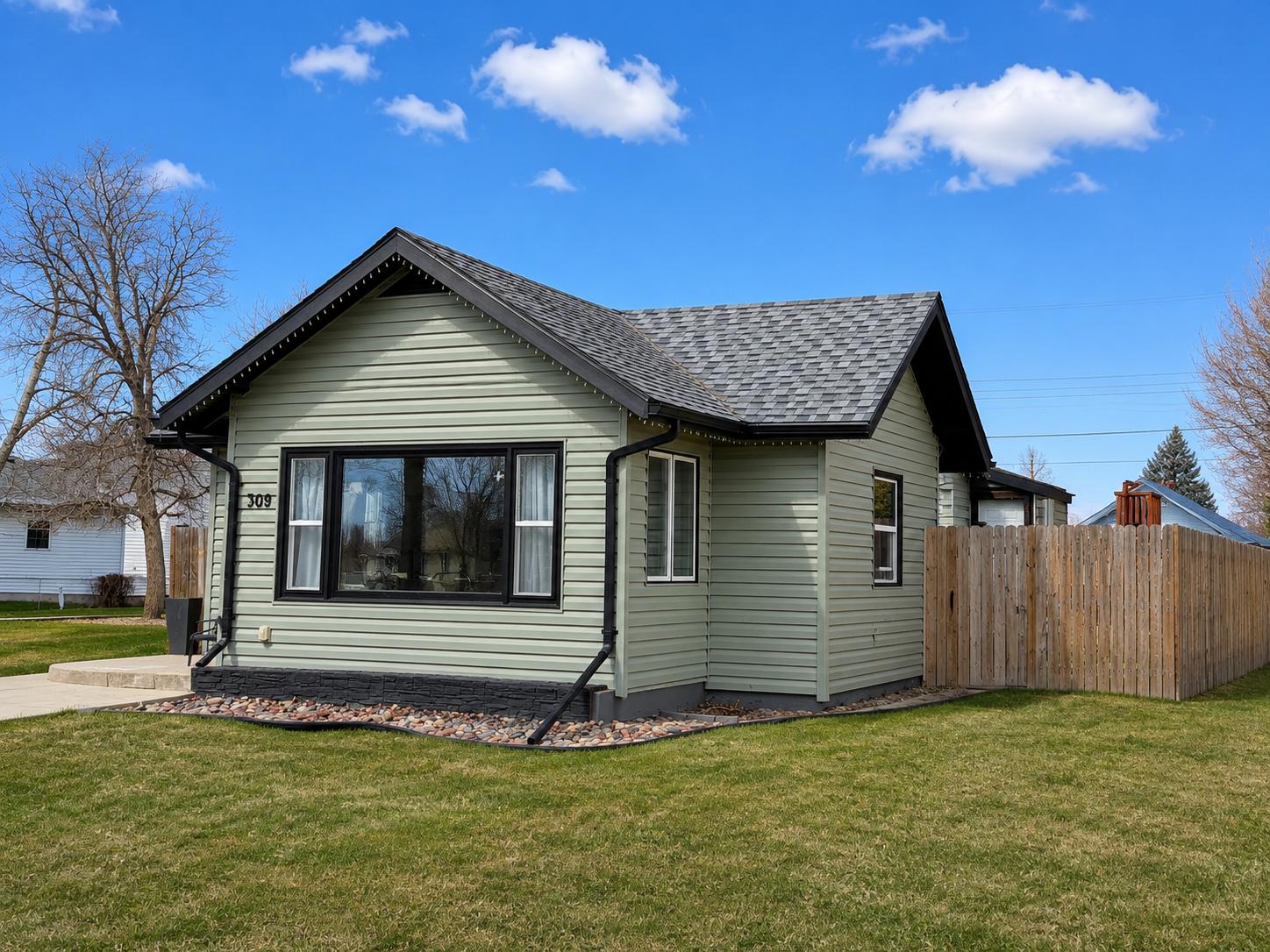 309 7th Ave. SW.png