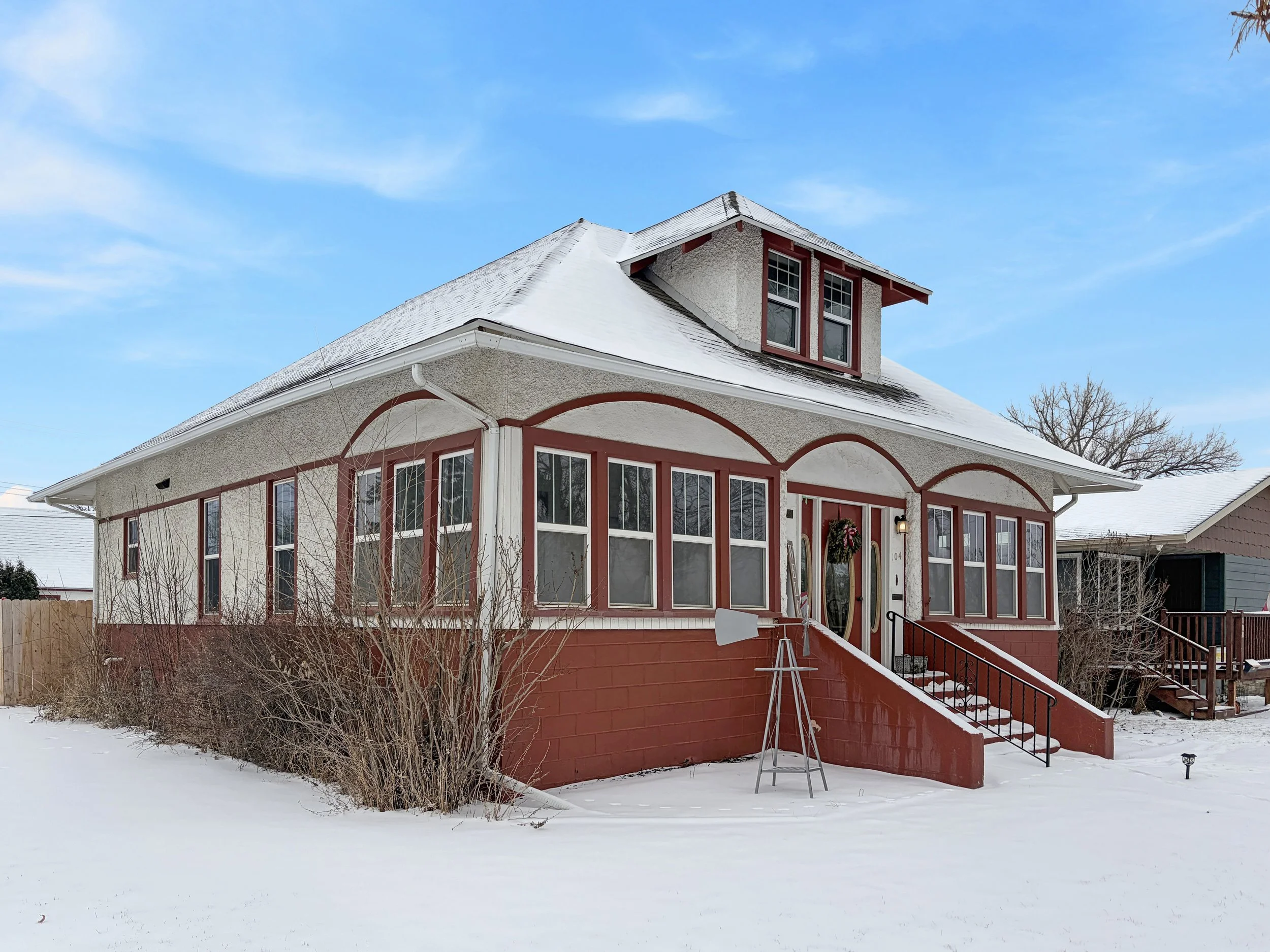 104 Lincoln Ave. NW Sidney Montana