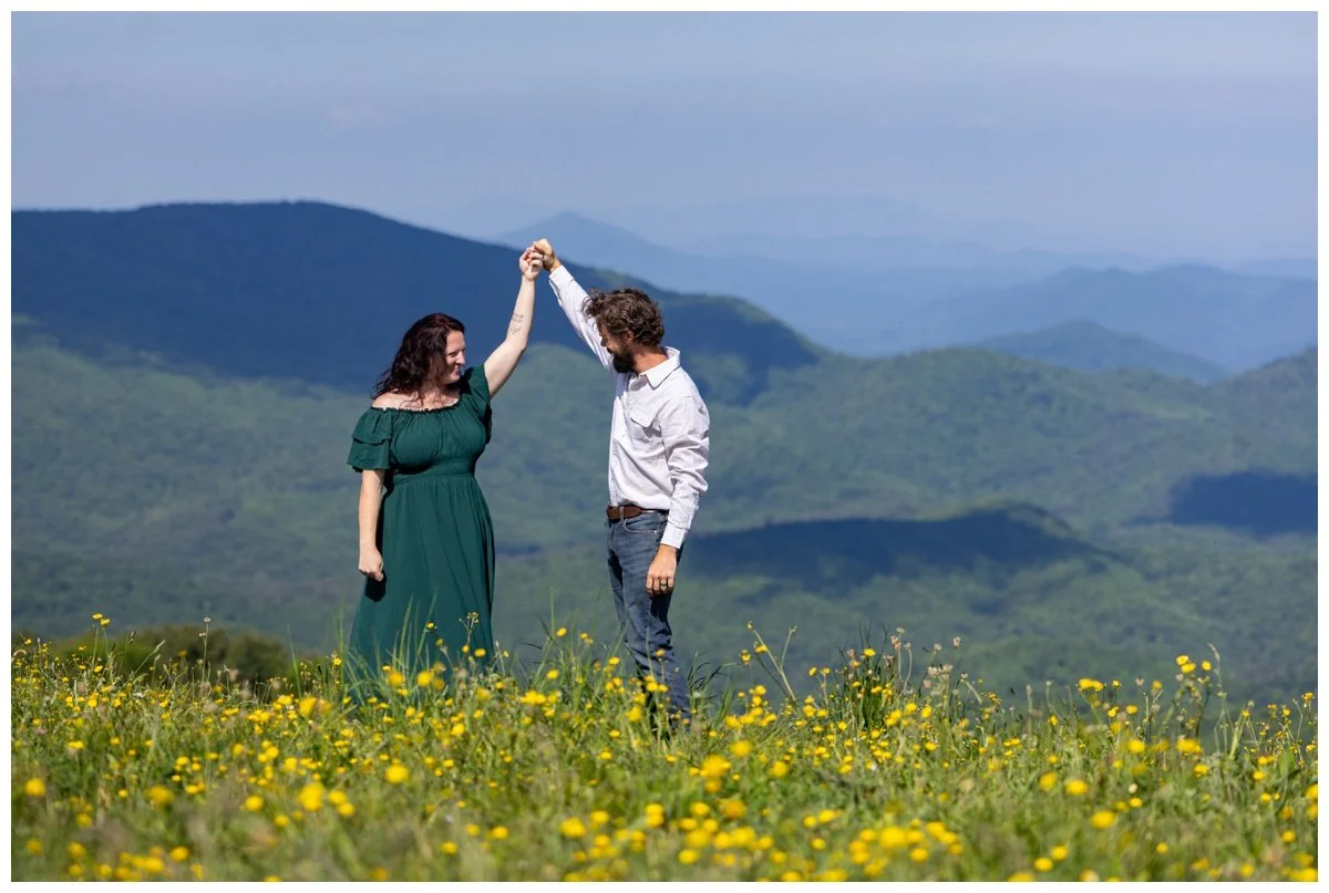 Max Patch Photography - Mountaintop Elopement on the AT 