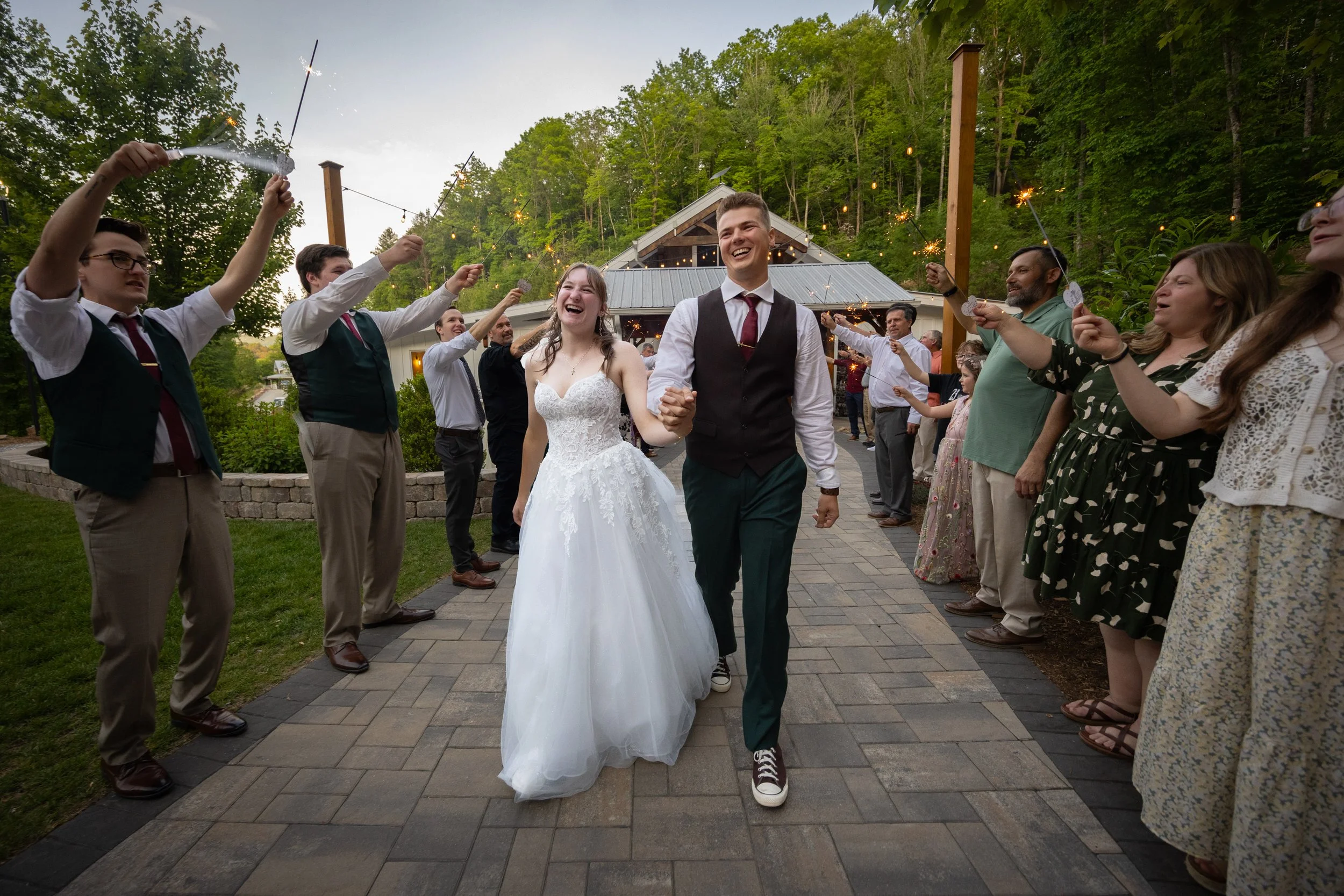  Asheville Wedding Videographers: Peacock Reserve Wedding 