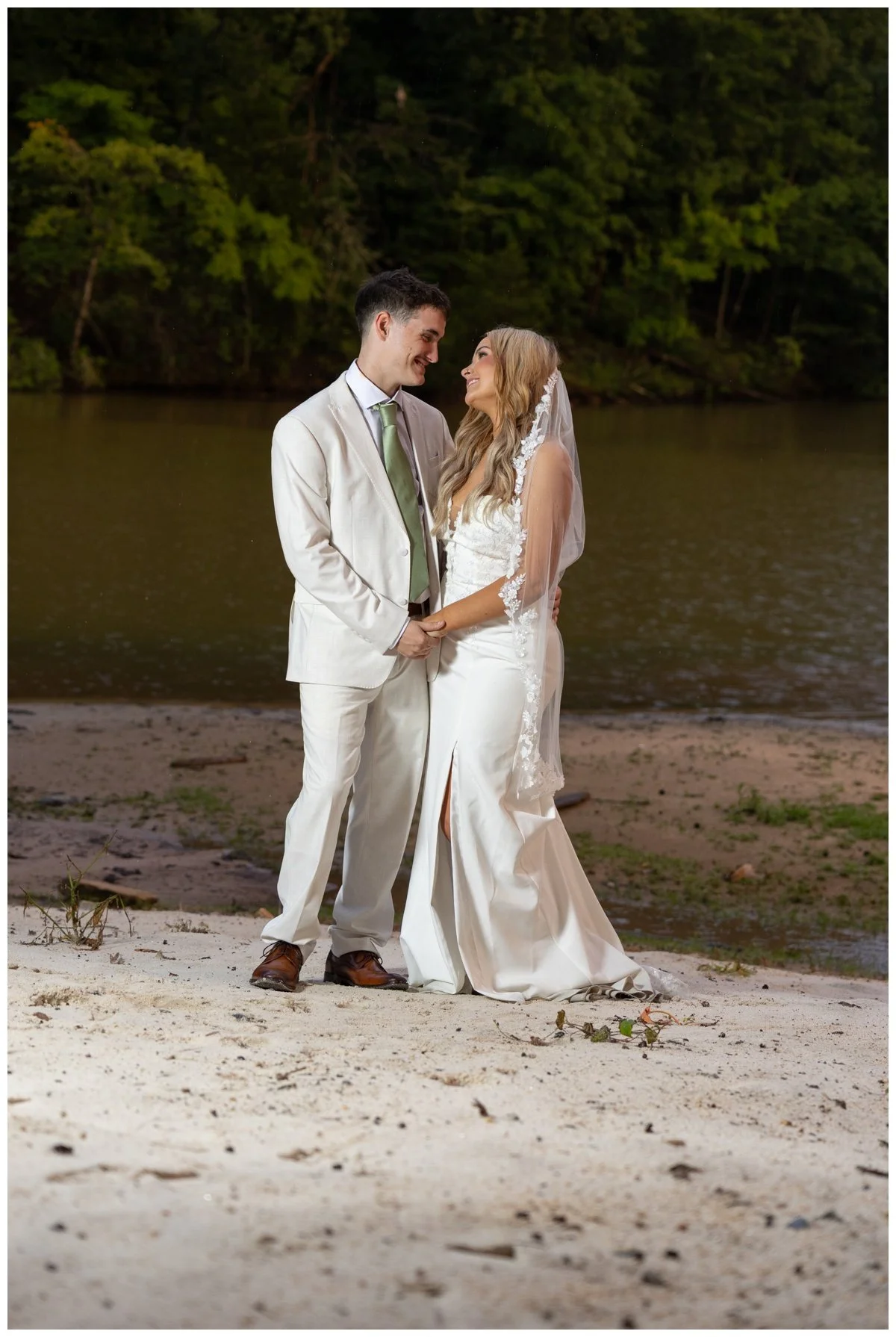 ShelbyNC Wedding Photographer33.jpg