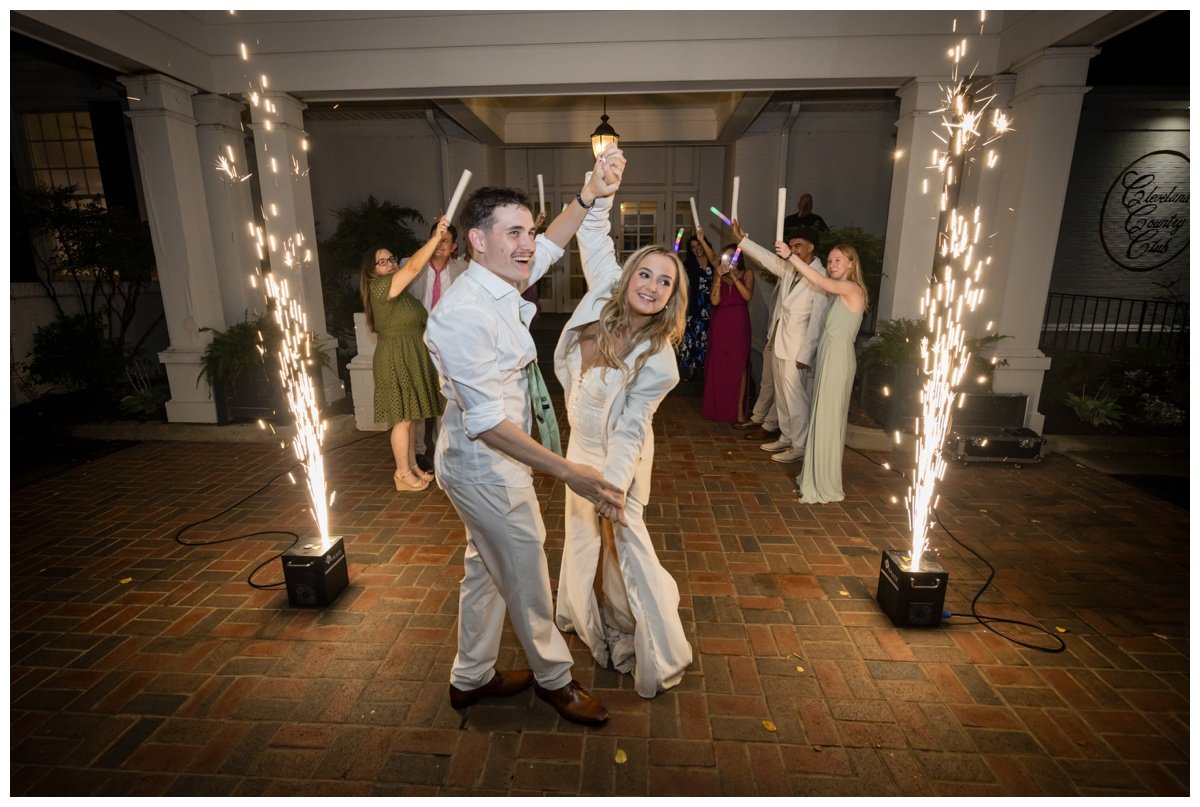 ShelbyNC Wedding Photographer40.jpg