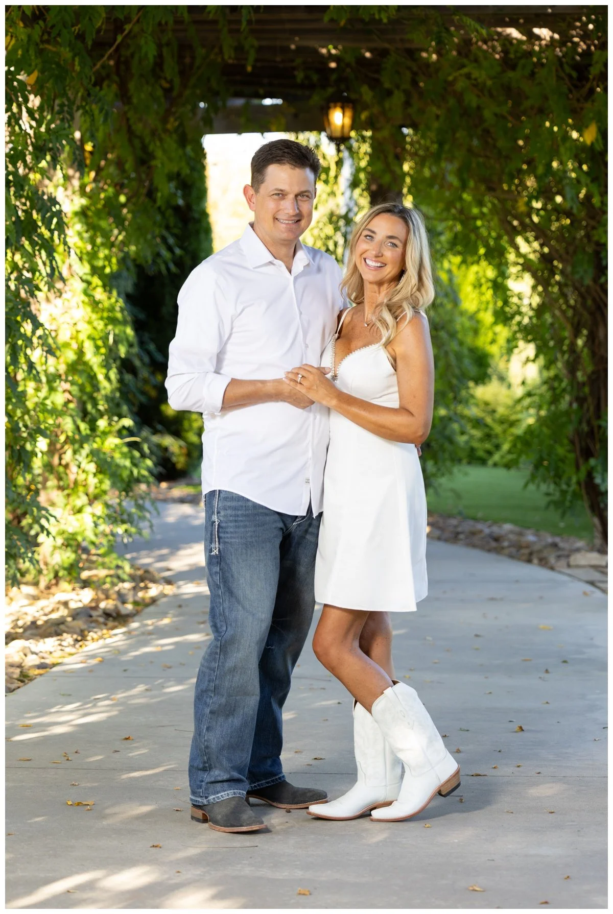 Spinning Leaf Farms Engagement Photos - 7.jpg