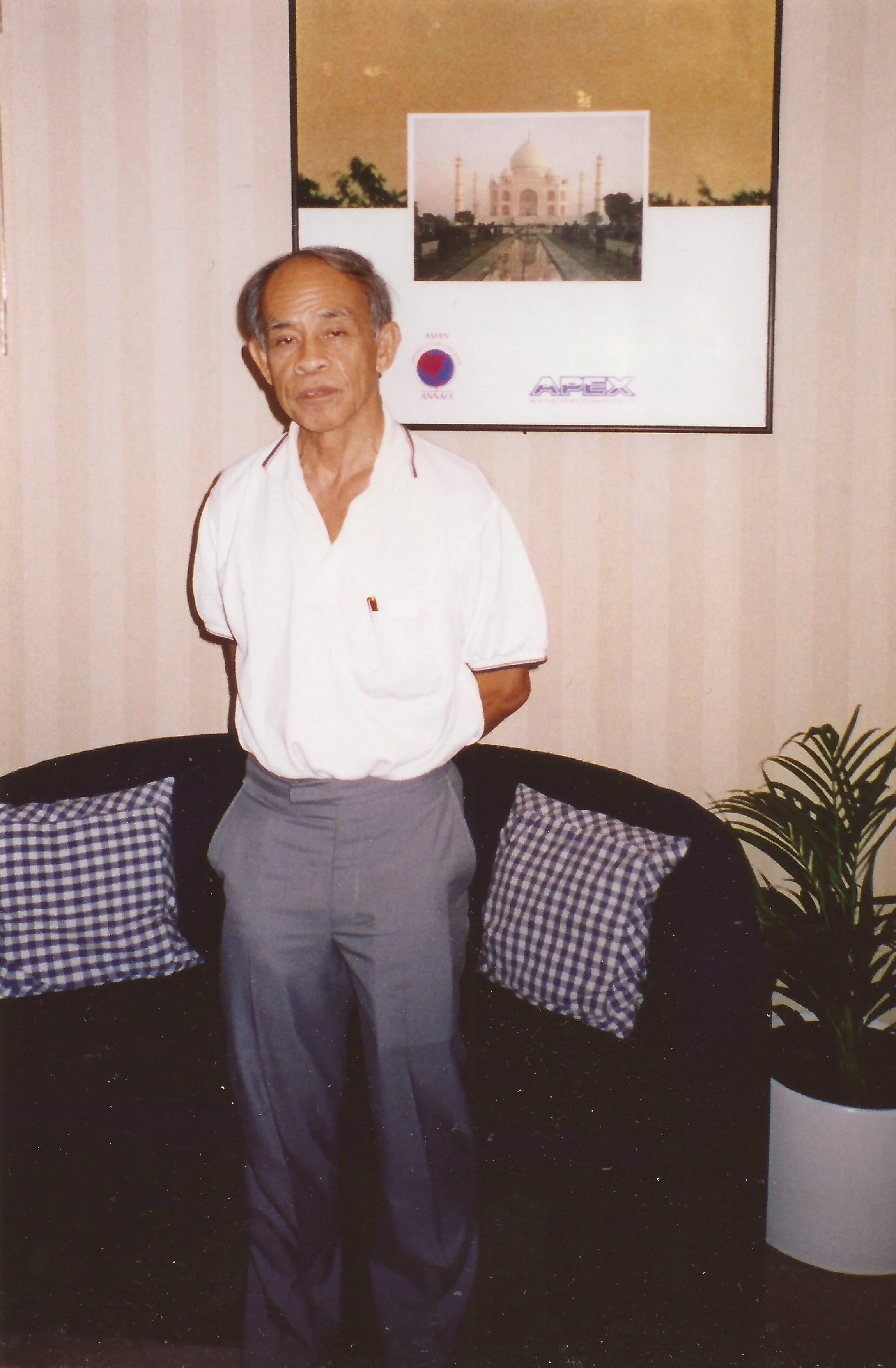 singapore Dr. Panpit - 9.jpeg