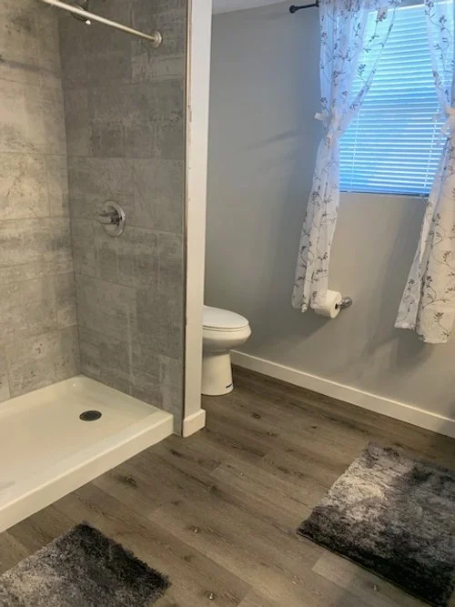 Master Bath-2.jpg