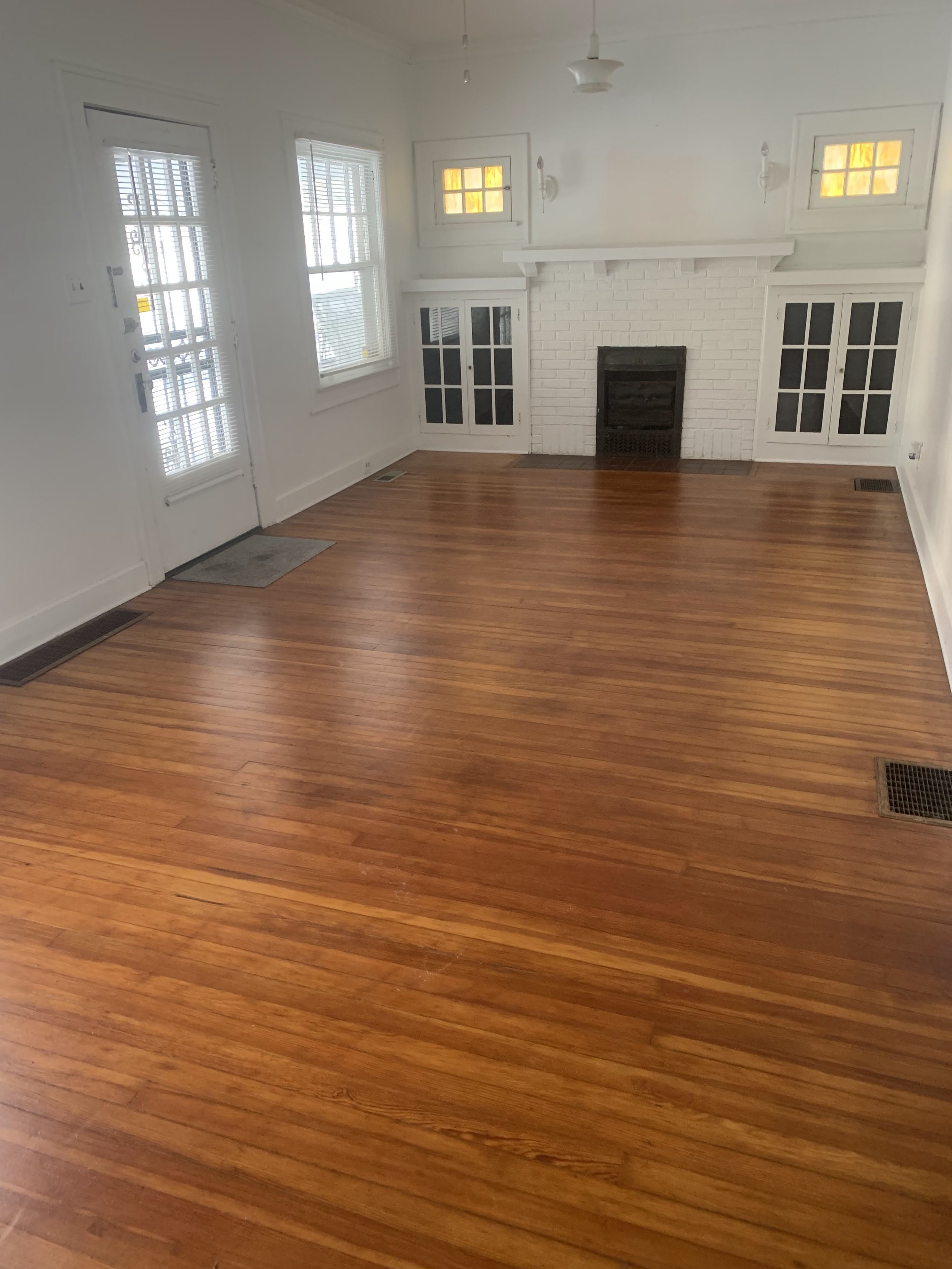Living Room.jpg