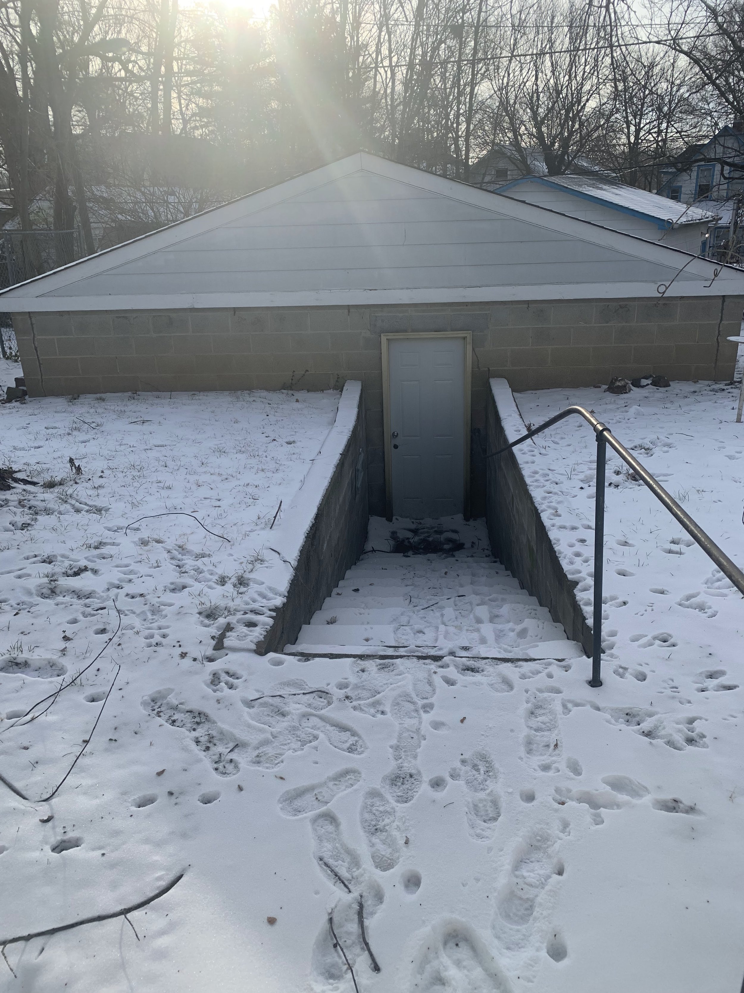 Garage.jpg