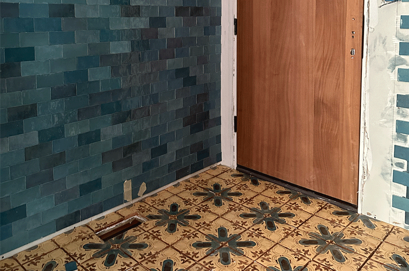 lwj-interiors_la-avenue-custom-tile-install-process.png