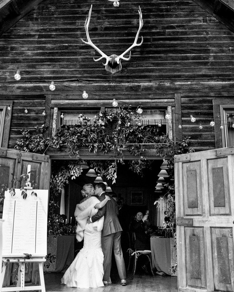 My favorite place&hellip;Dunton Hot Springs ♡
.
.
#dunton #duntonhotsprings #duntonhotspringswedding #duntonrivercamp #colorado #coloradowedding #weddingphotography #weddingphotographer #leica #leica_world #leicaphotography #bwphotographer #photojour