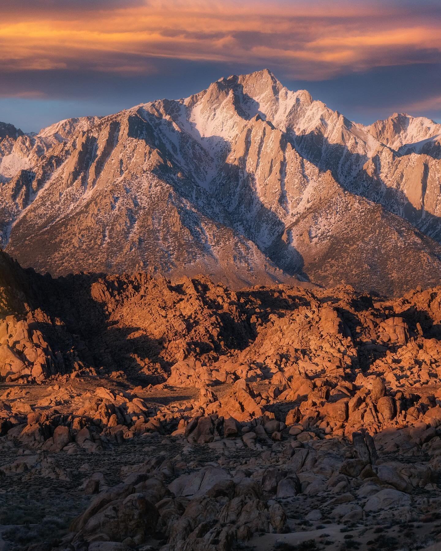 Recently, I was looking through my camera roll, and I almost kicked myself for not posting this&hellip;what a crazy overnight venture this was 🫢 ever since I moved out west, I&rsquo;ve always wanted to visit the Alabama Hills near Southern Californi