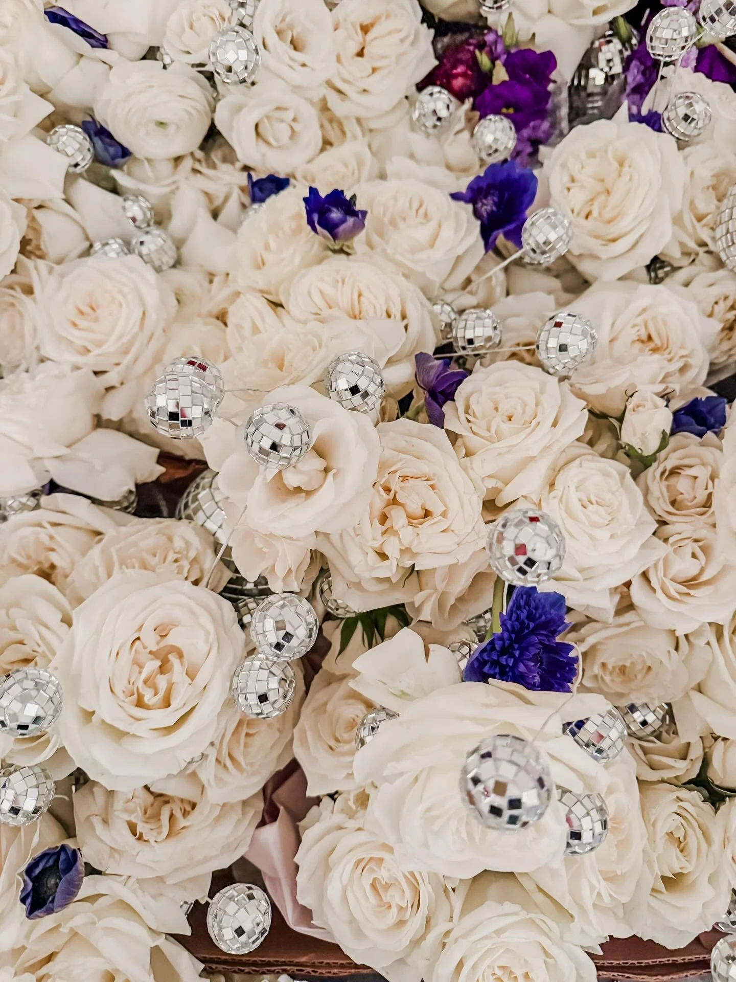 🪩New Year's Eve at The Newbury🪩

#weddingfloraldesign #bostonfloraldesigner