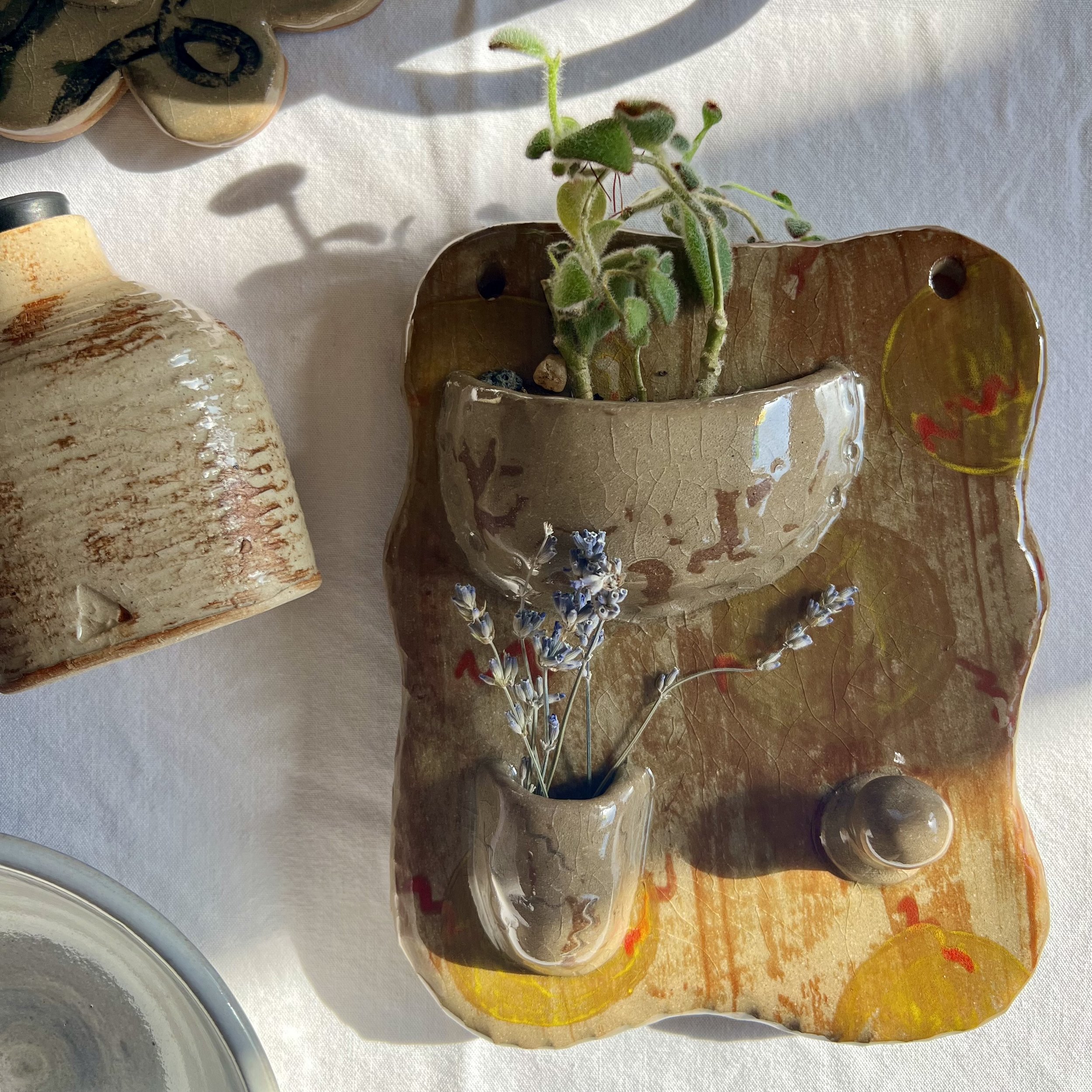 Abby_Ceramic_Wall_Pocket.jpeg