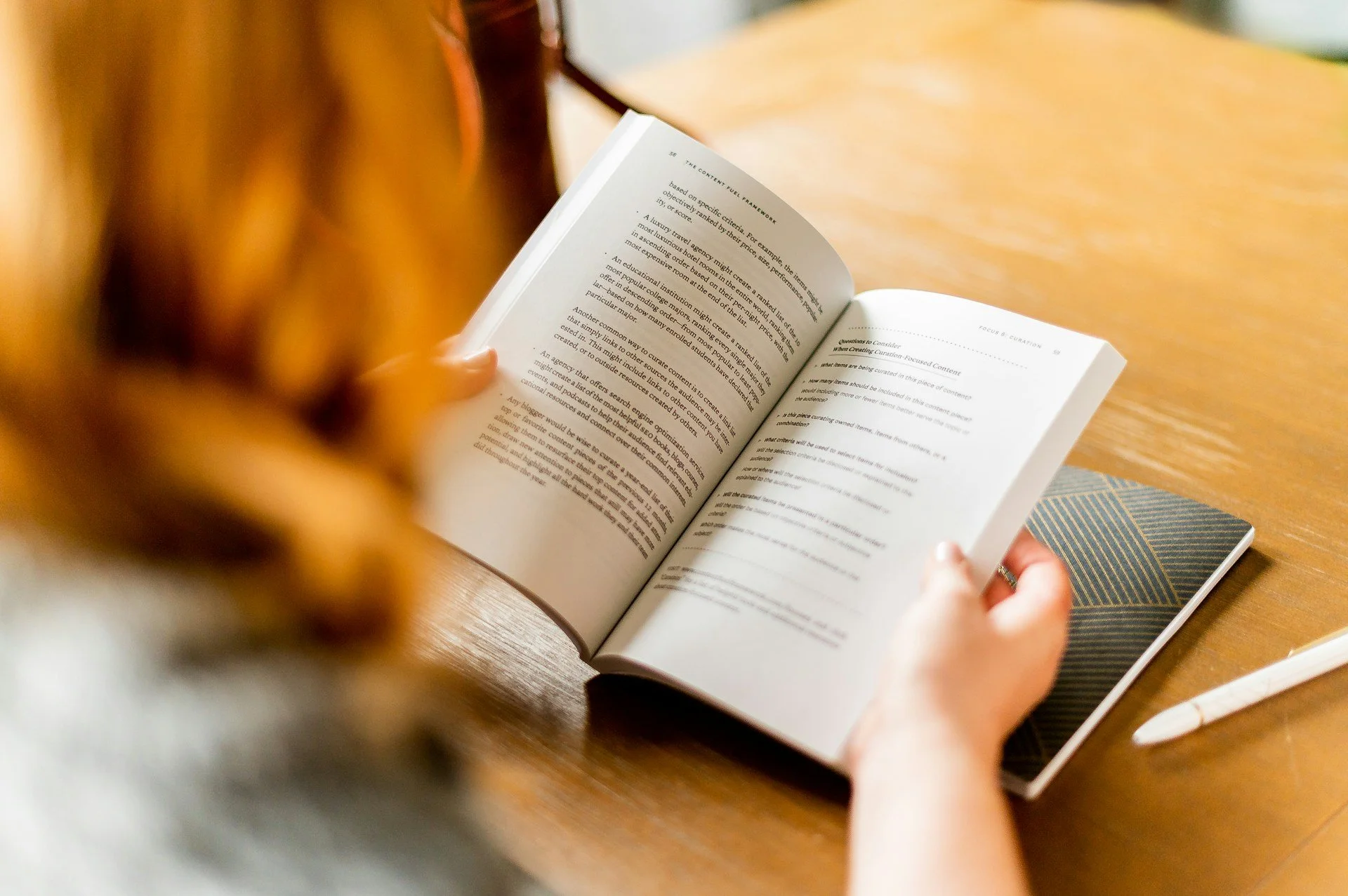 Best Editing Services for Indie Authors in 2026: What to Look For (and What to Avoid)