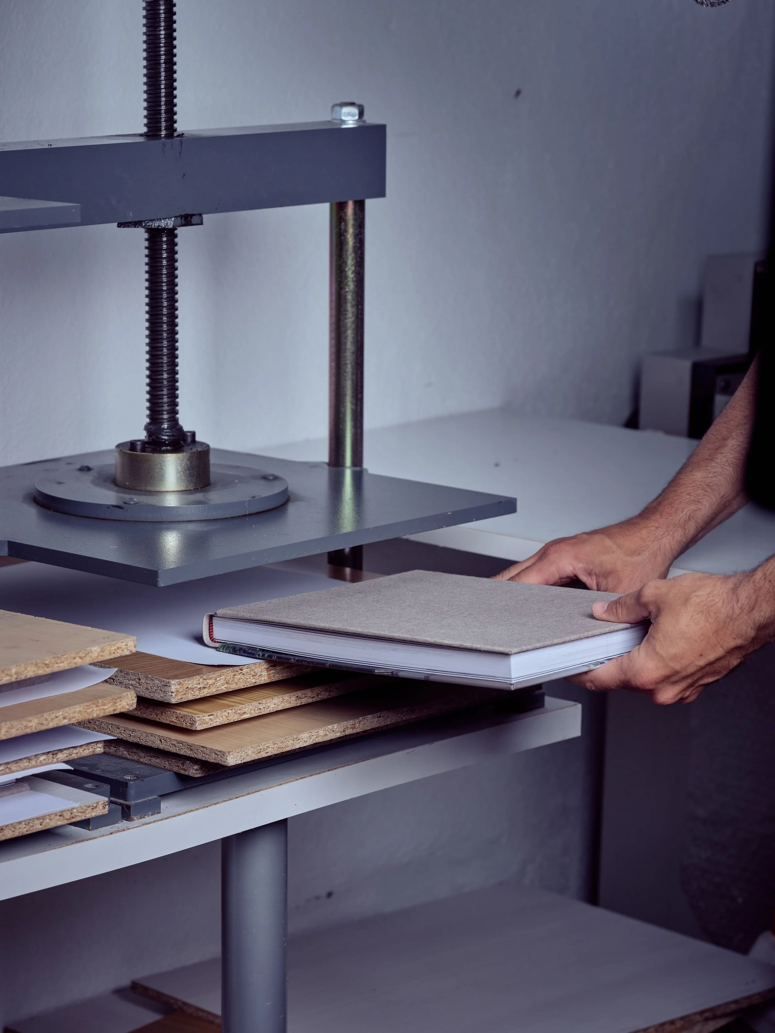 Cutting Book Production Costs: Edition Types, Paper Choices and Colour Strategies for Self-Publishers