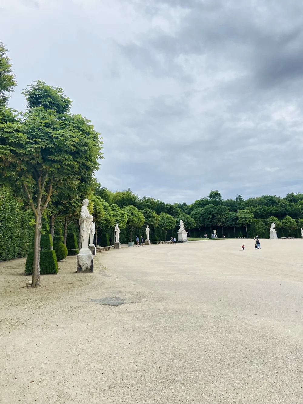 ヴェルサイユ宮殿の庭園