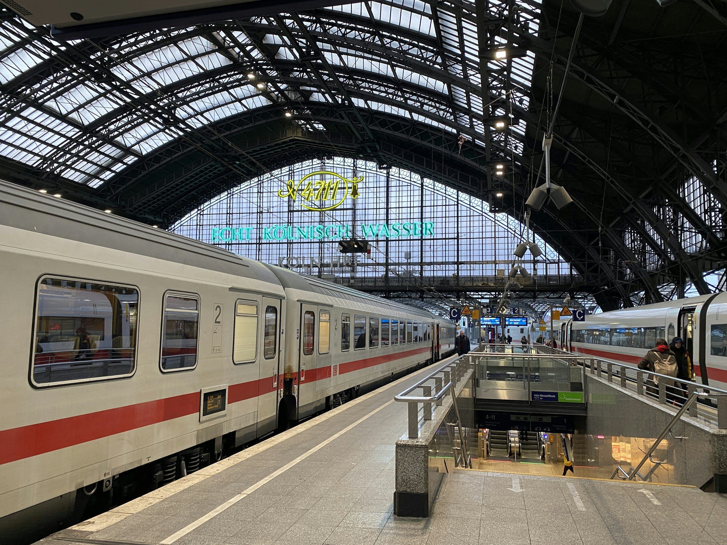 海外の移動手段、どう調べる?「Omio」で鉄道やバスの料金・時刻をサクッと検索!