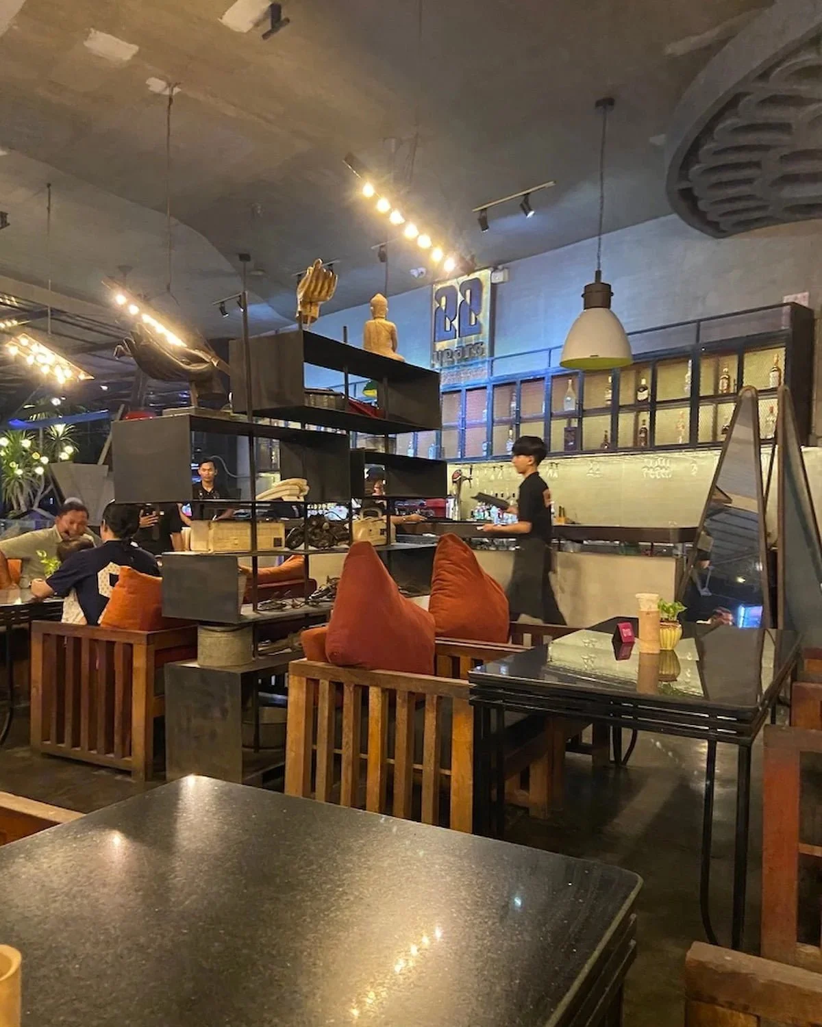 シェムリアップ The Kitchen - Sok San Roadの店内
