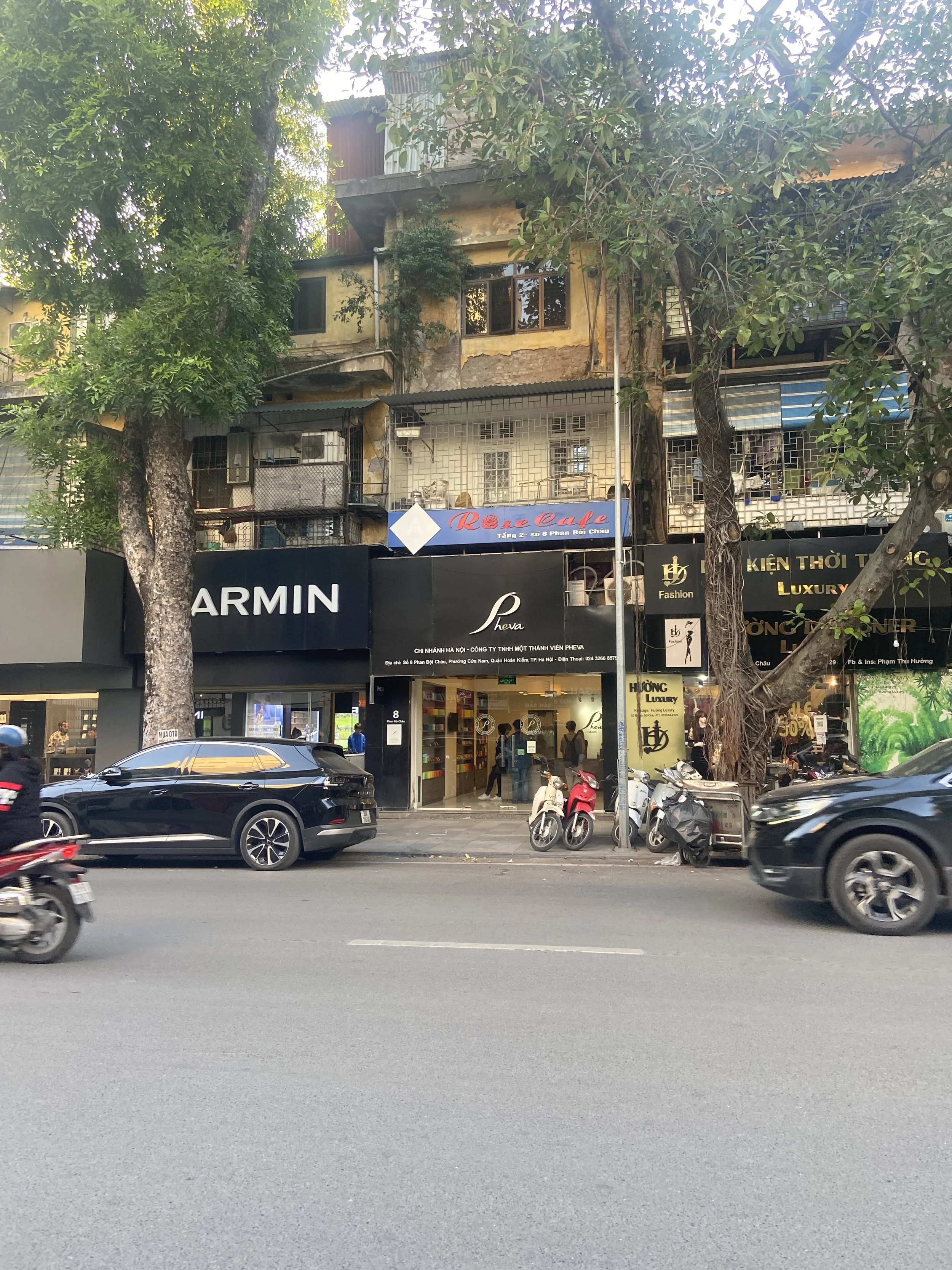 ハノイ ホアンキエム Boi Chau通りにあるPheva チョコレートショップ