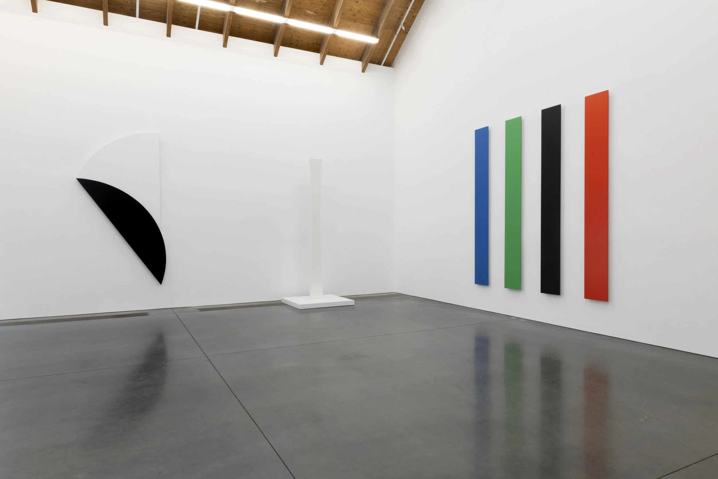  Installation view of  Ellsworth Kelly: Eight Decades  at the Parrish Art Museum, Water Mill, NY (March 8–July 19, 2026). Courtesy the Parrish Art Museum and The FLAG Art Foundation.  Photo: Jenny Gorman
