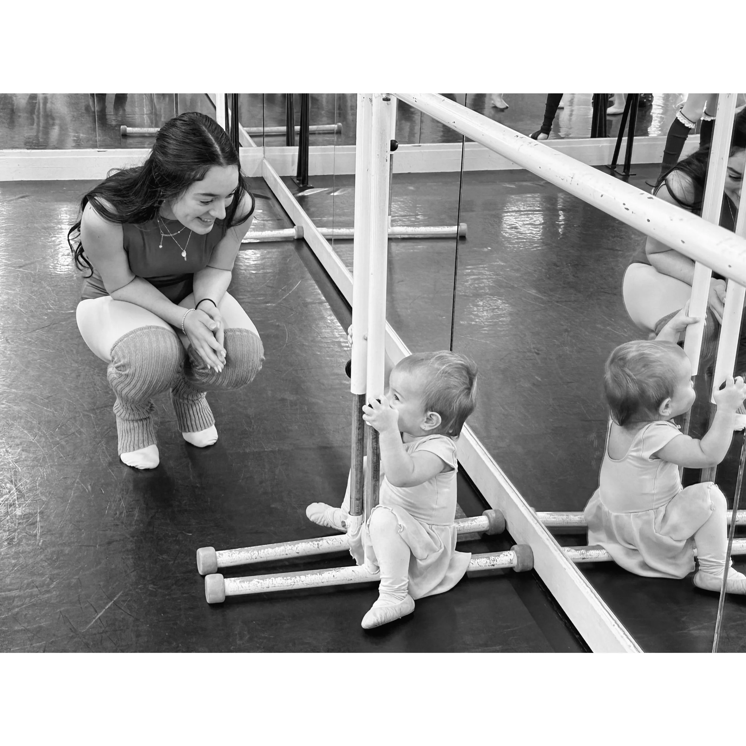 There&rsquo;s just something so sweet about watching our big girls love on our littlest dancers 🩰🤍

📸 @balleyla_ 

#jhodance #jho39years #cnydance #localdancestudio romenydanc